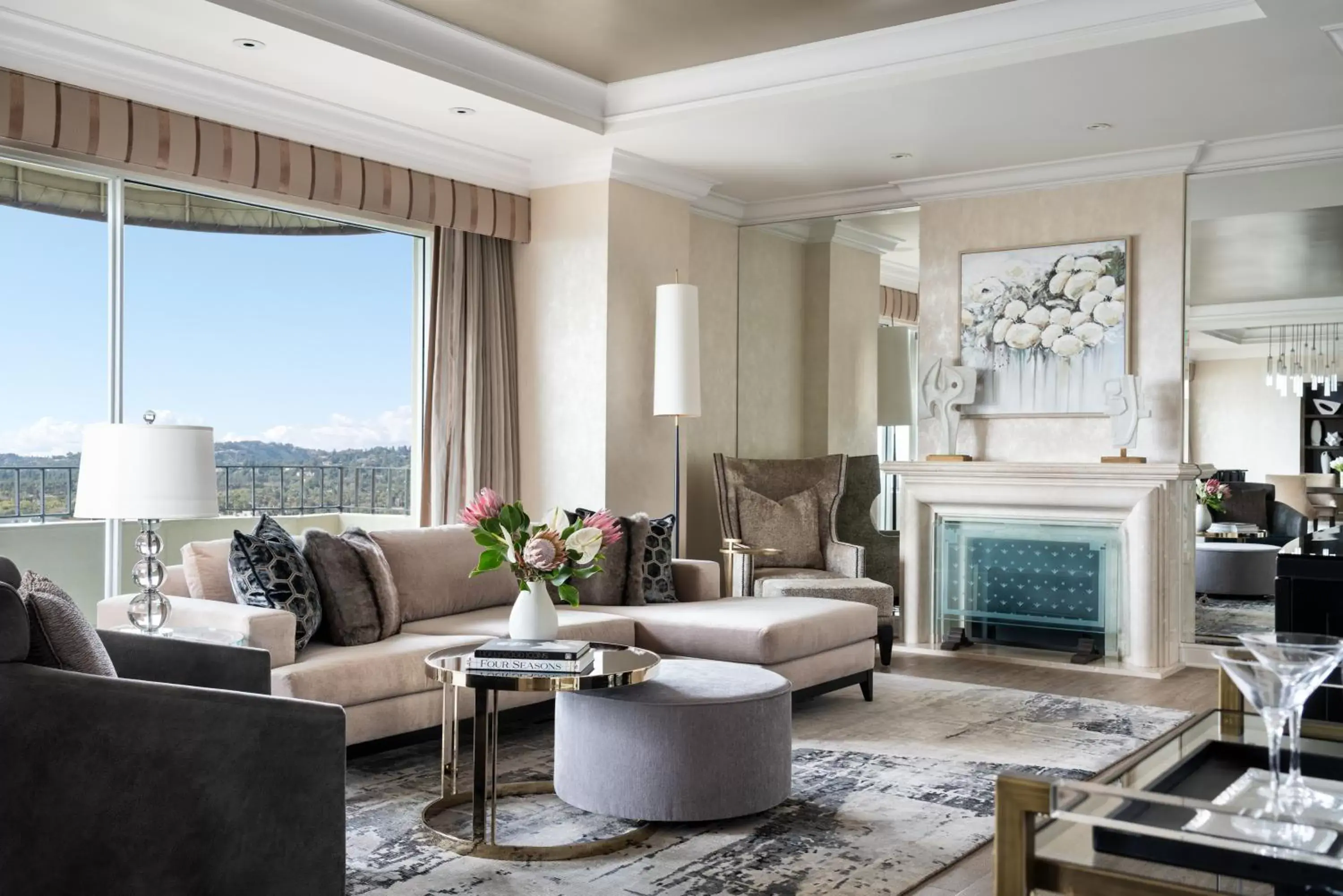 Four Seasons Hotel Los Angeles at Beverly Hills Four Seasons Hotel Los Angeles at Beverly Hills