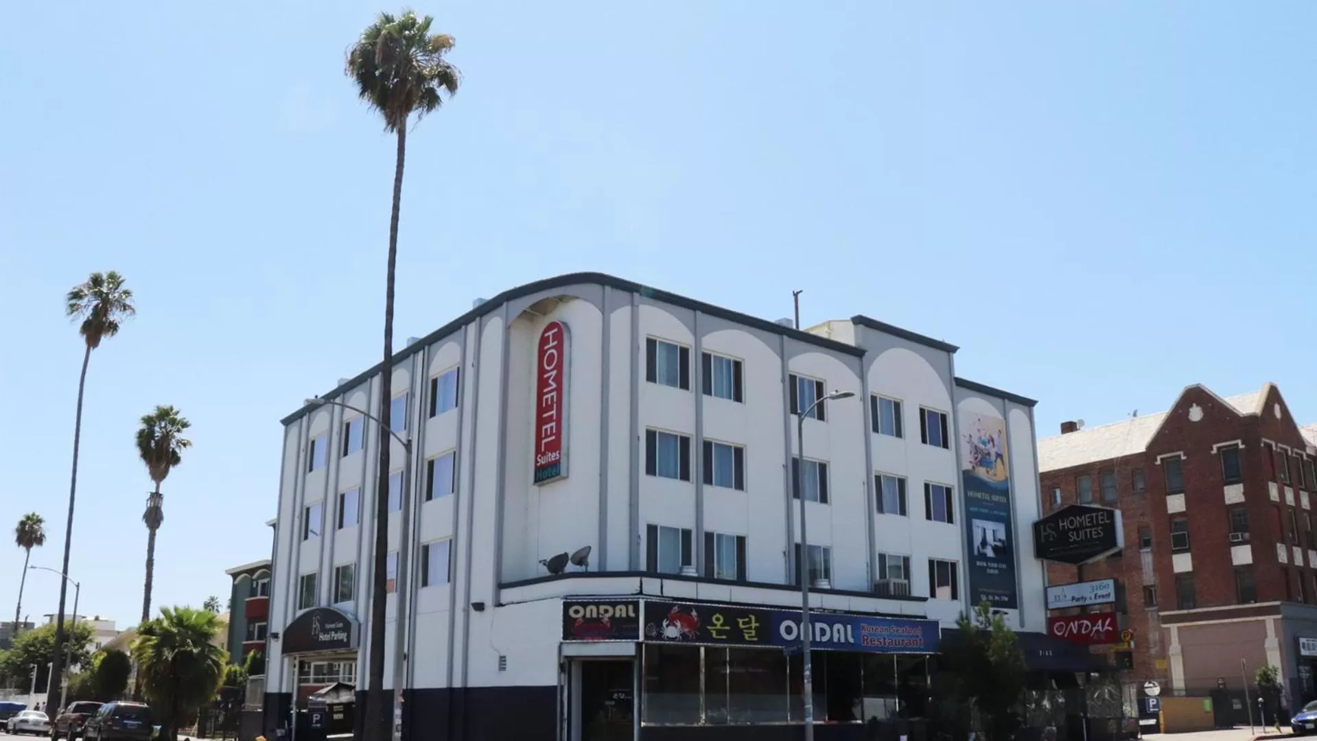 Property building in Hometel Suites