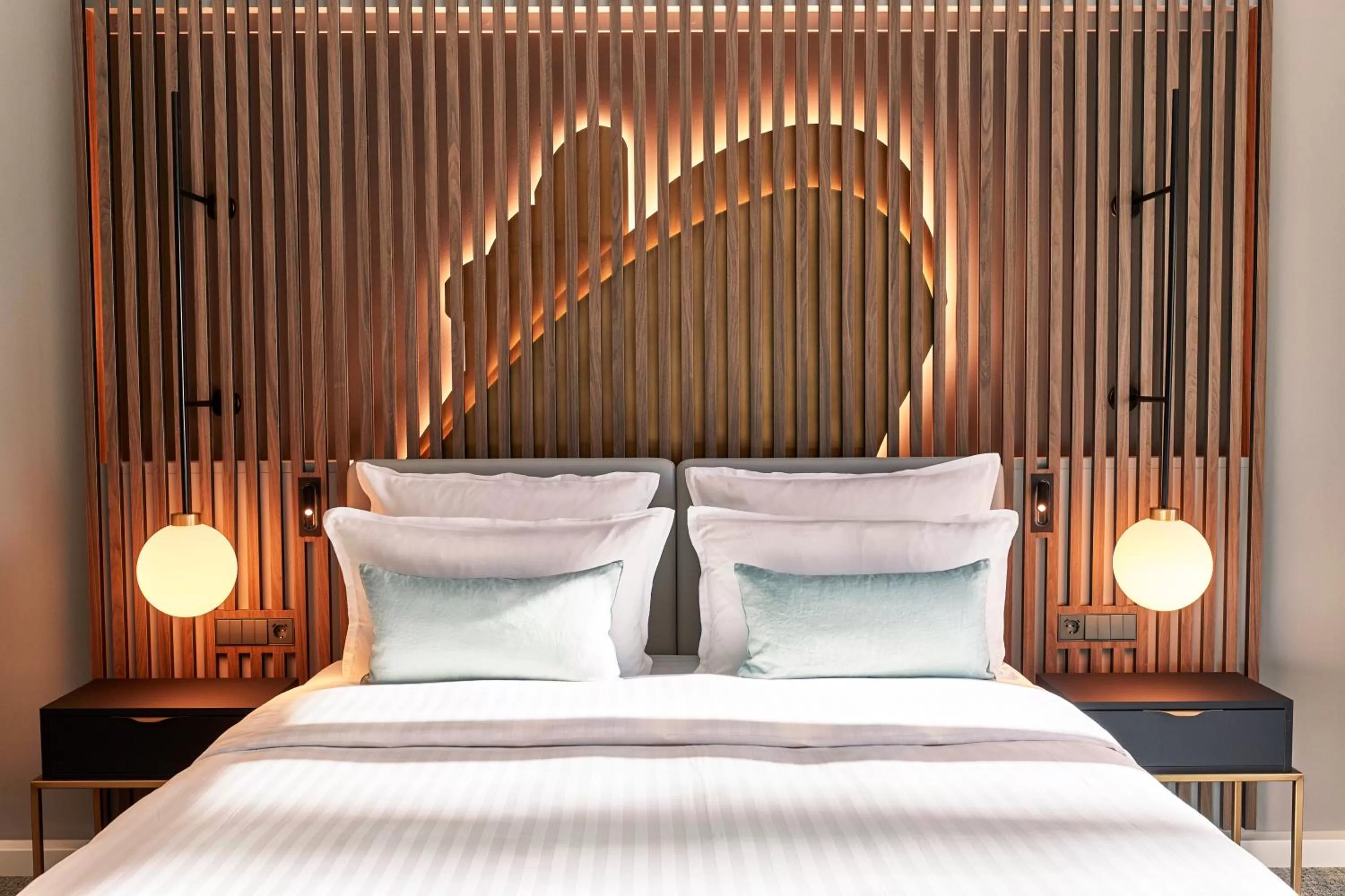 Bed in Steigenberger Hotel Hamburg