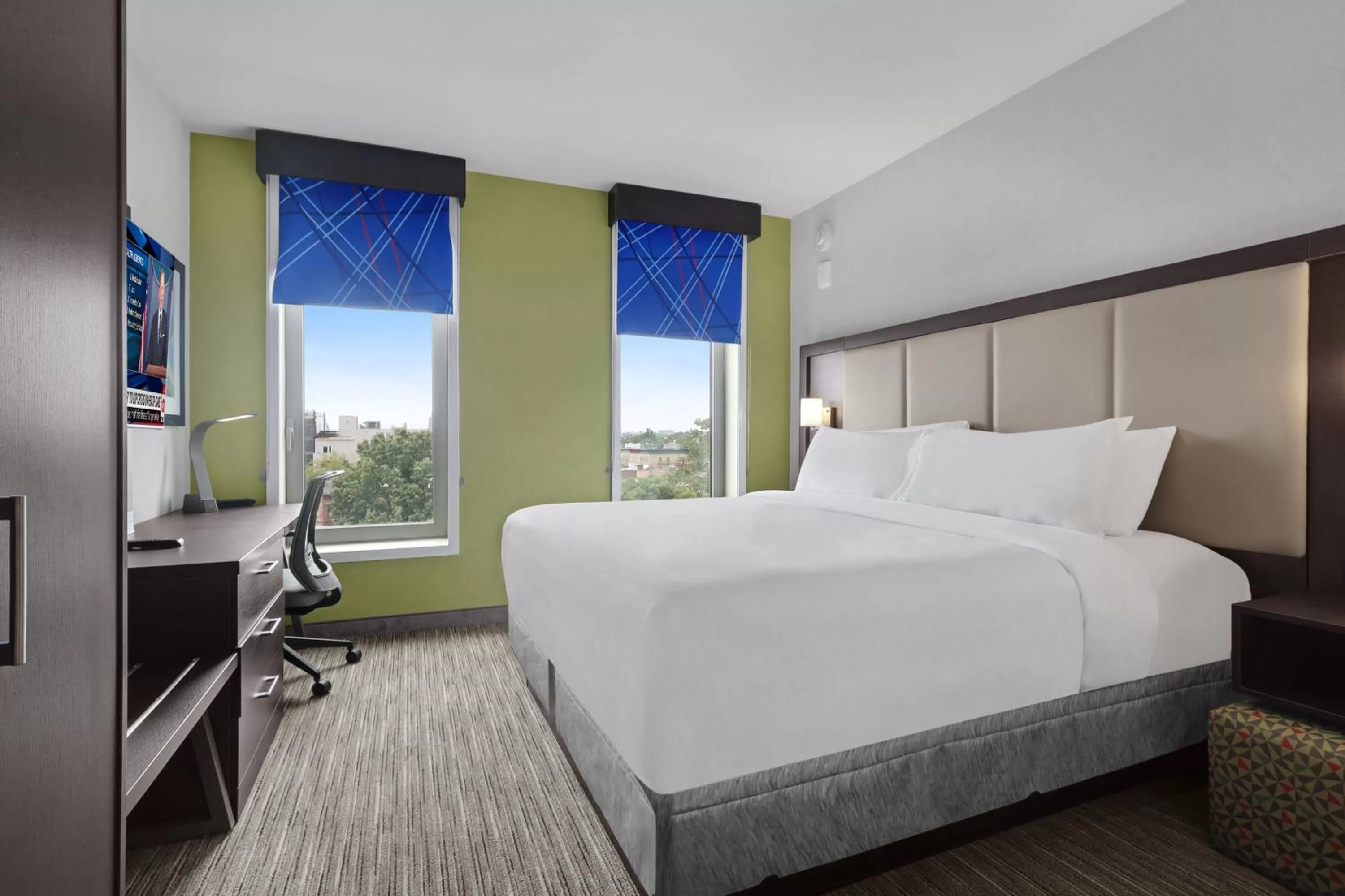 Hotel 1200