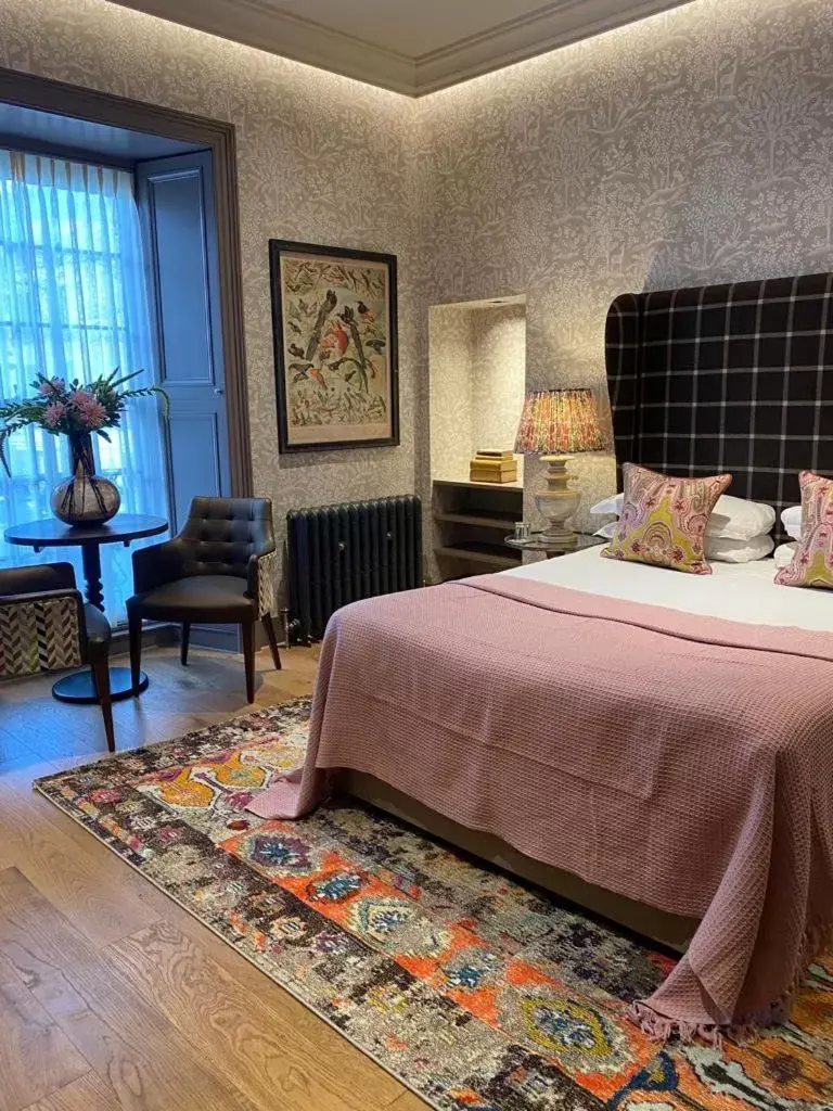 Bedroom, Bed in The Raeburn Bedroom, Bed in The Raeburn