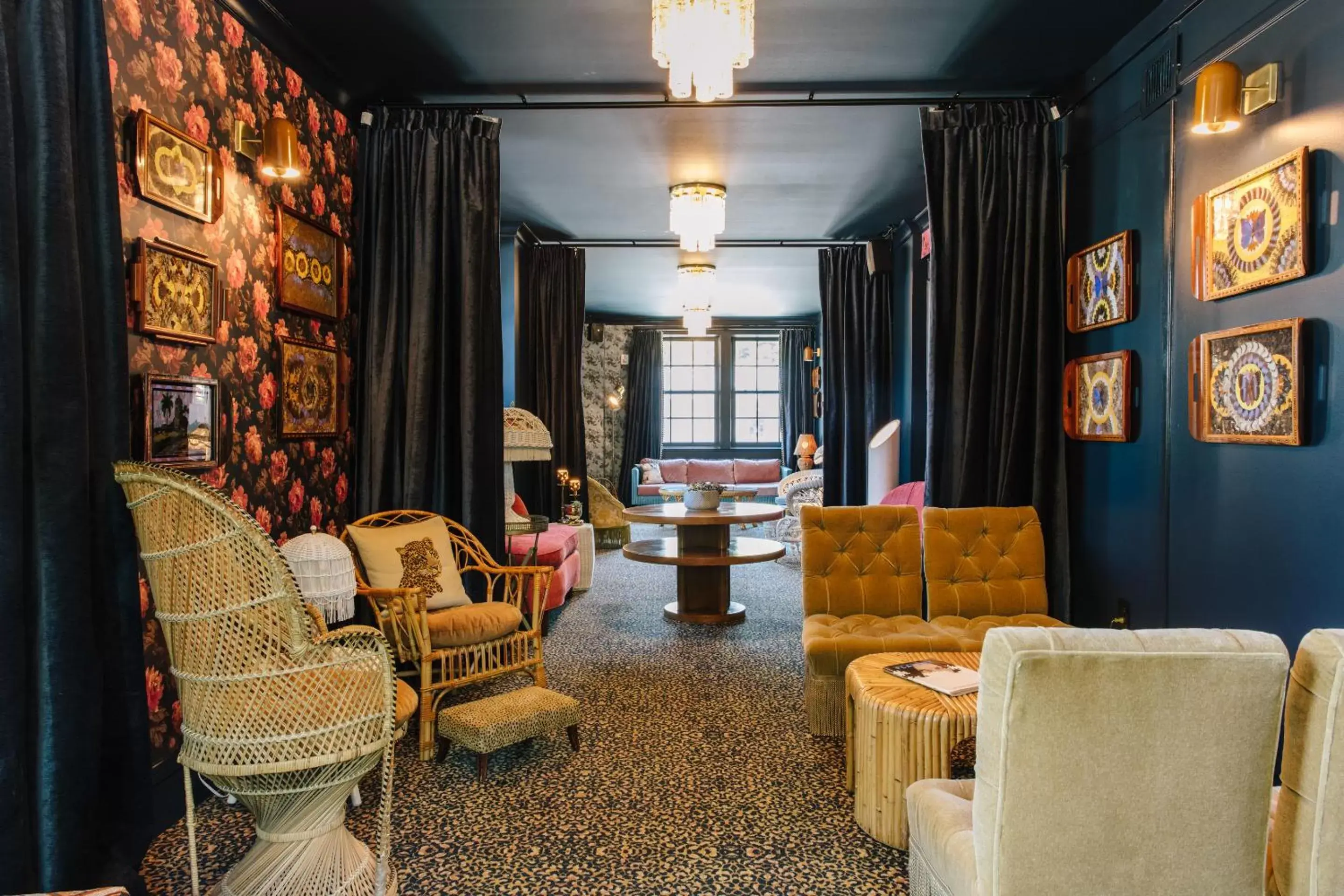 Lounge or bar in Hotel Clermont Atlanta, by Oliver Lounge or bar in Hotel Clermont Atlanta, by Oliver