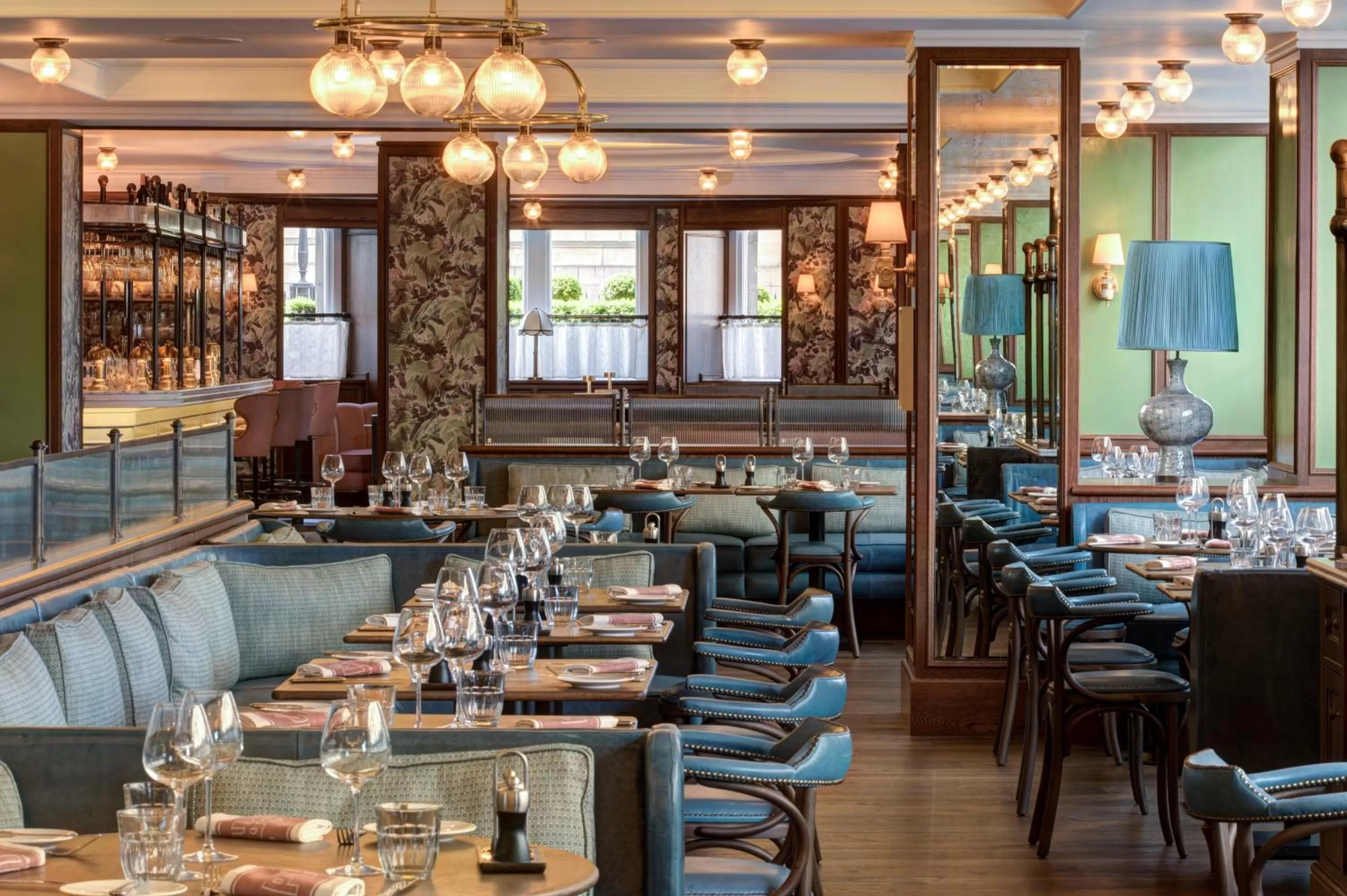 Restaurant/places to eat in The Balmoral Hotel