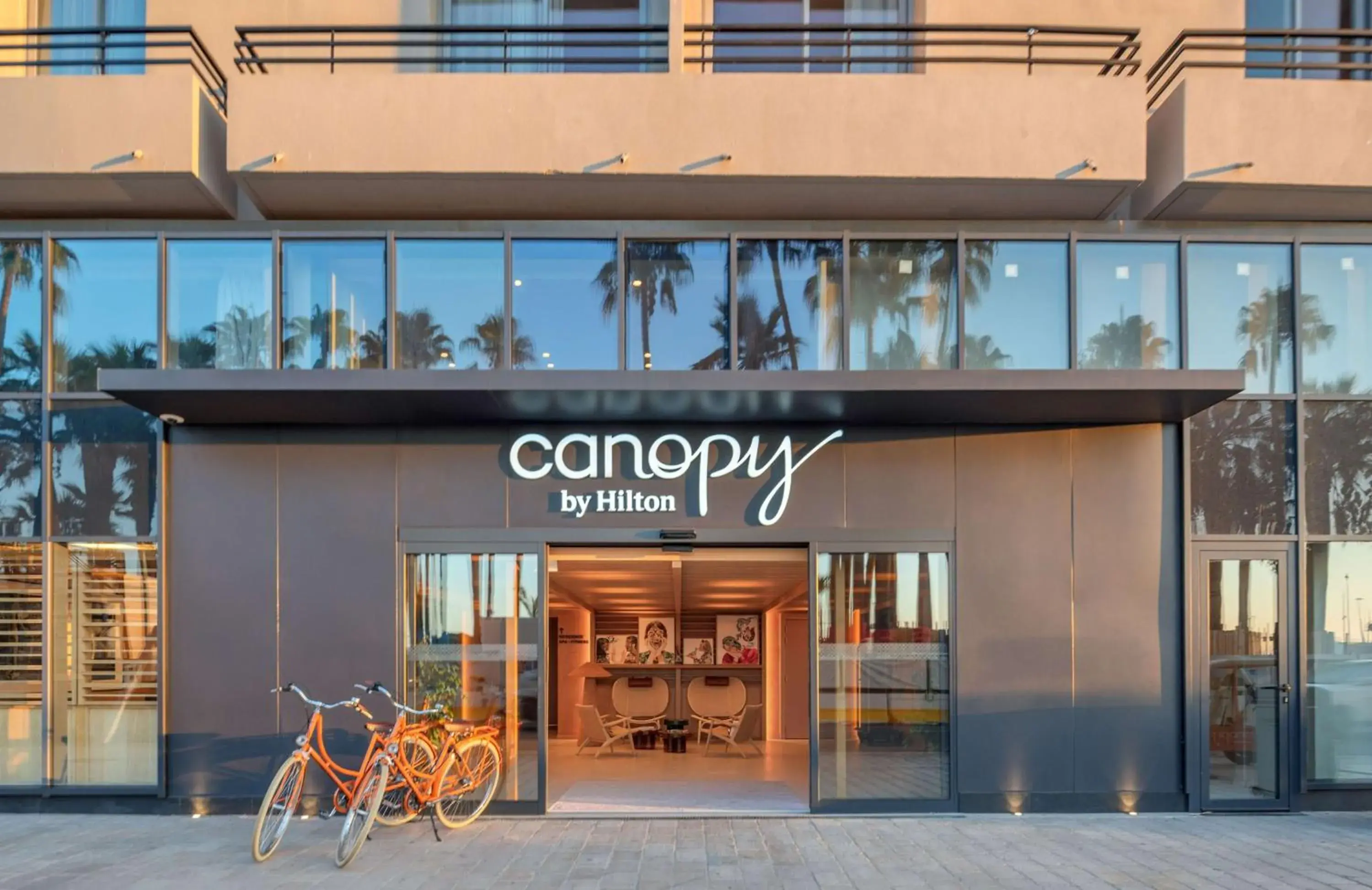 Property building in Canopy by Hilton Cannes Property building in Canopy by Hilton Cannes