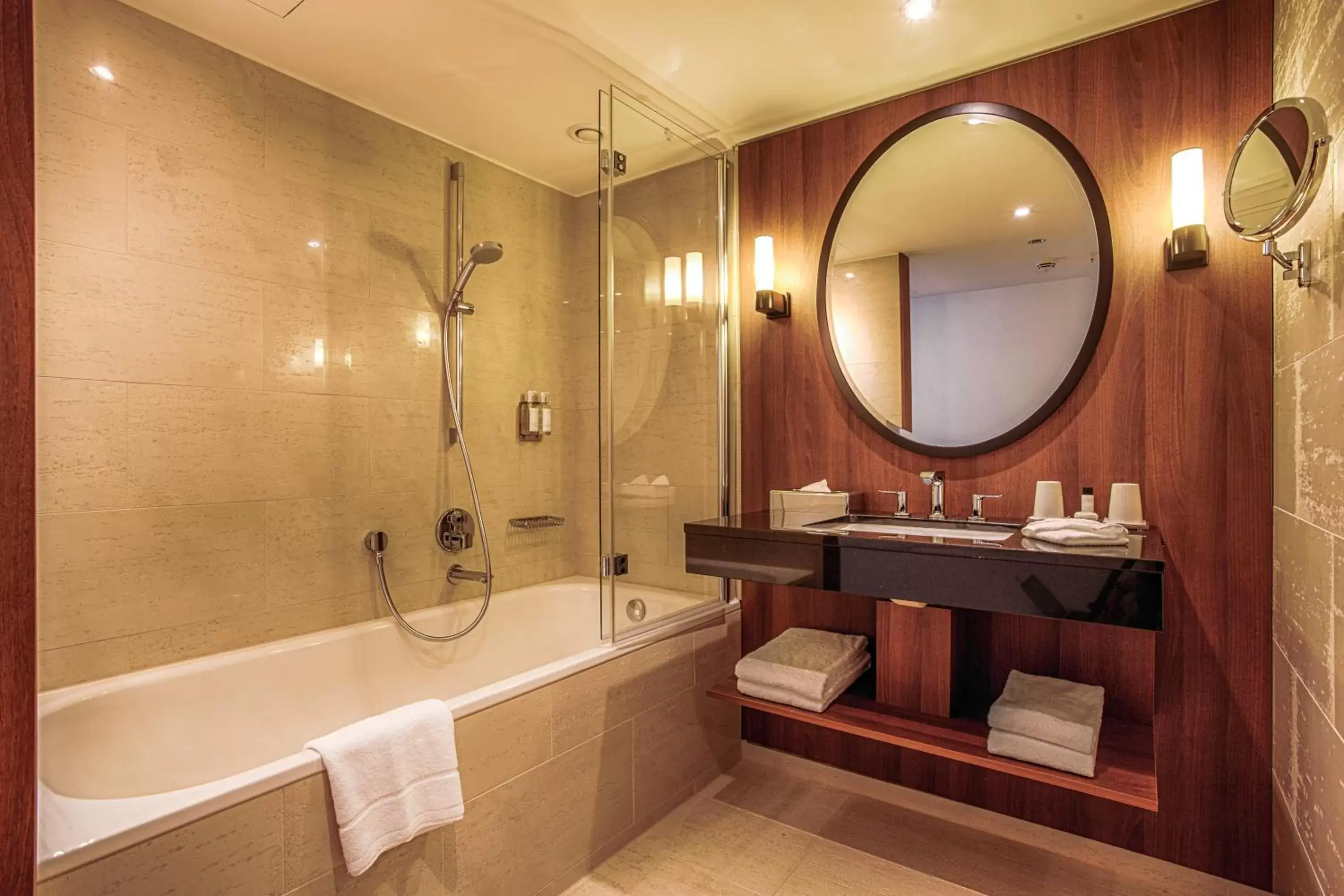 Bathroom in AMERON Hamburg Hotel Speicherstadt Bathroom in AMERON Hamburg Hotel Speicherstadt