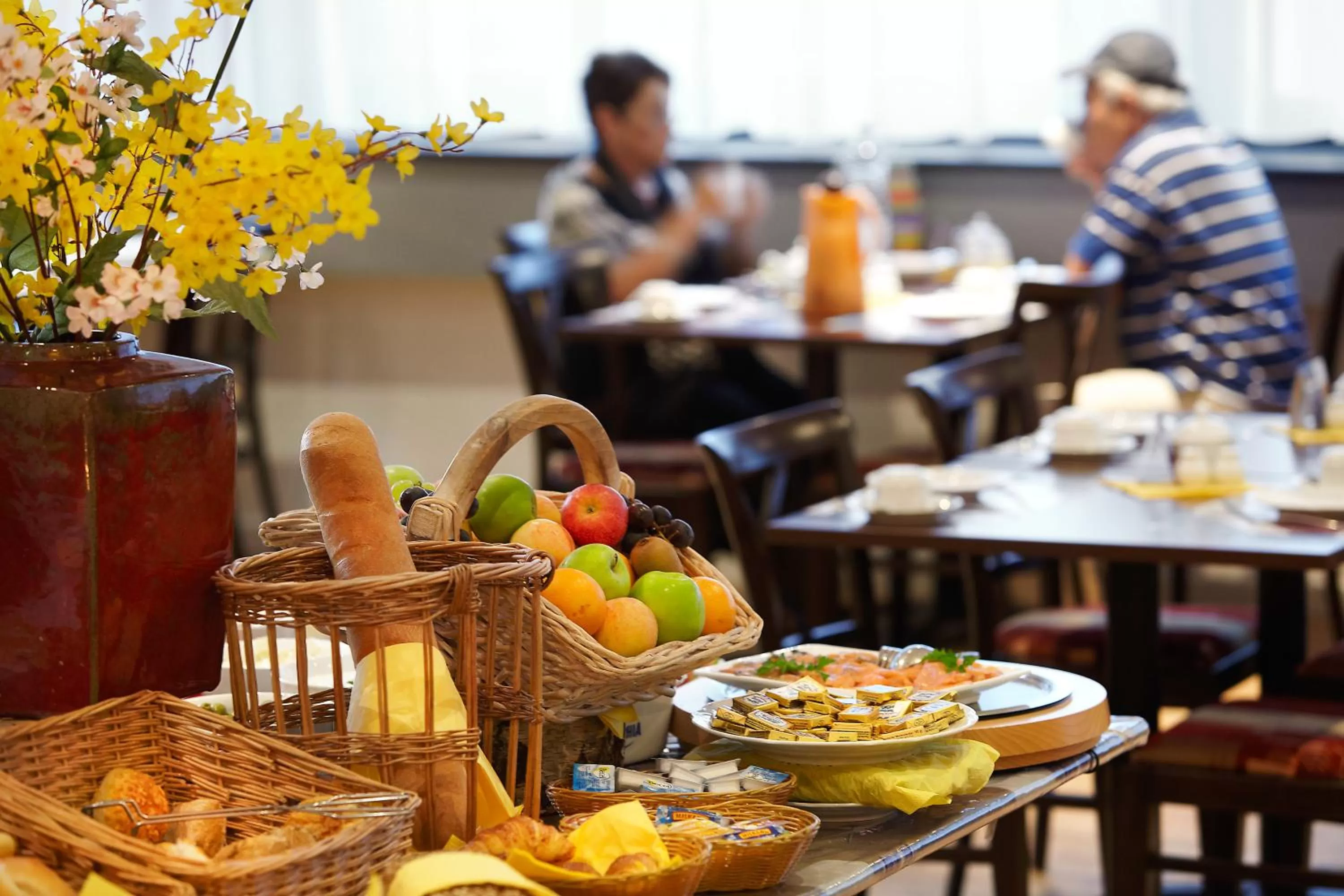 Restaurant/places to eat in Hotel Chateau Kurfürstendamm