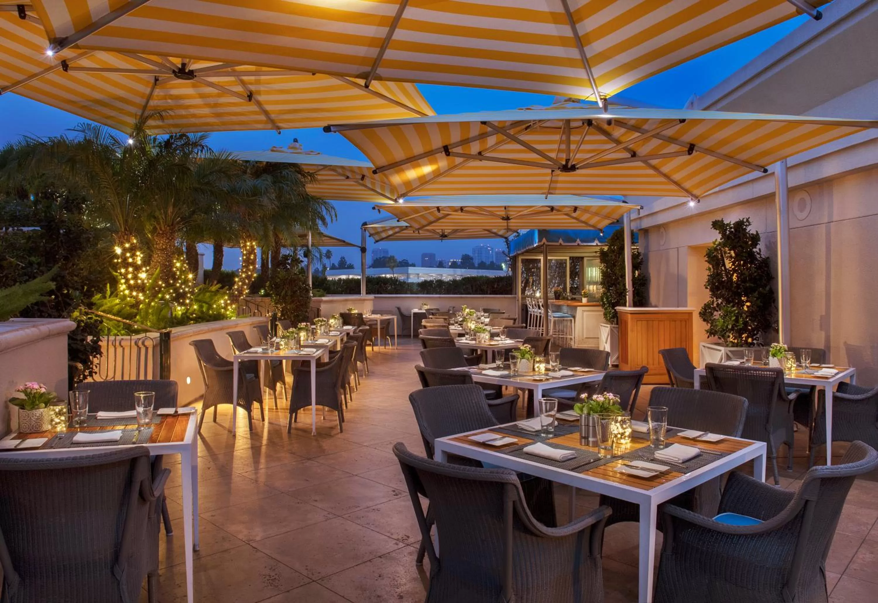 Restaurant/places to eat in The Peninsula Beverly Hills