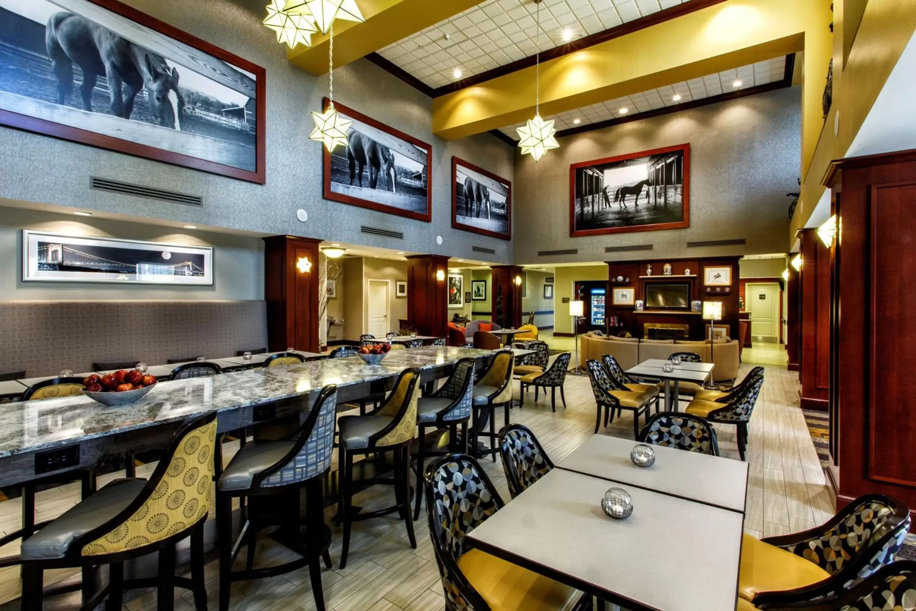 Restaurant/places to eat in Hampton Inn & Suites Staten Island Restaurant/places to eat in Hampton Inn & Suites Staten Island