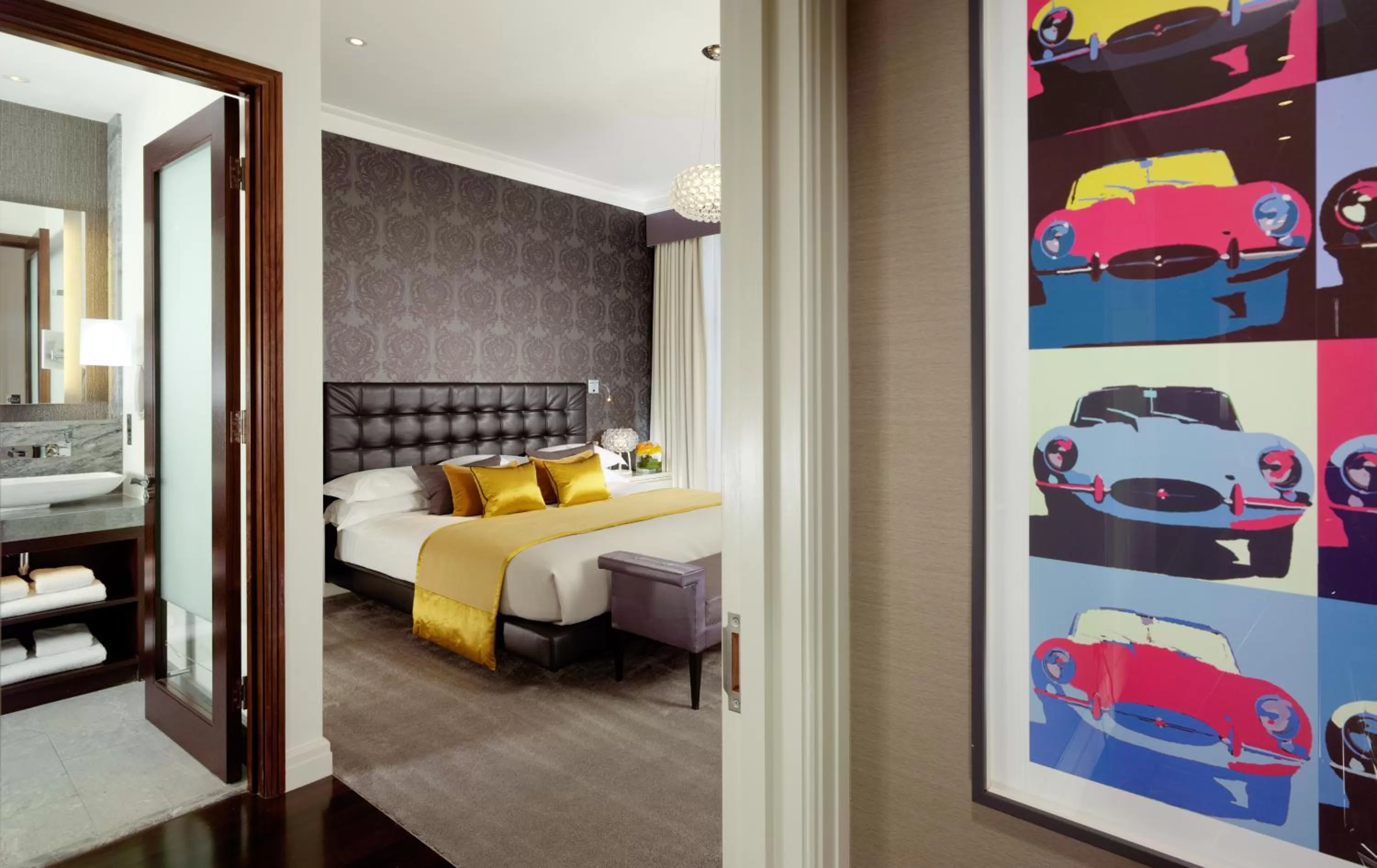 Bed in Taj 51 Buckingham Gate Suites and Residences
