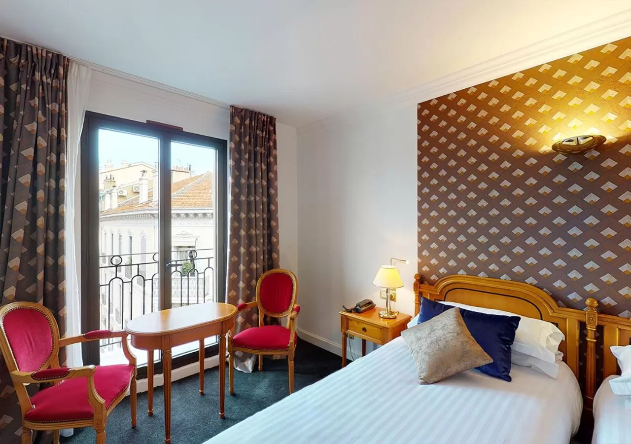 Sun Riviera Hotel
