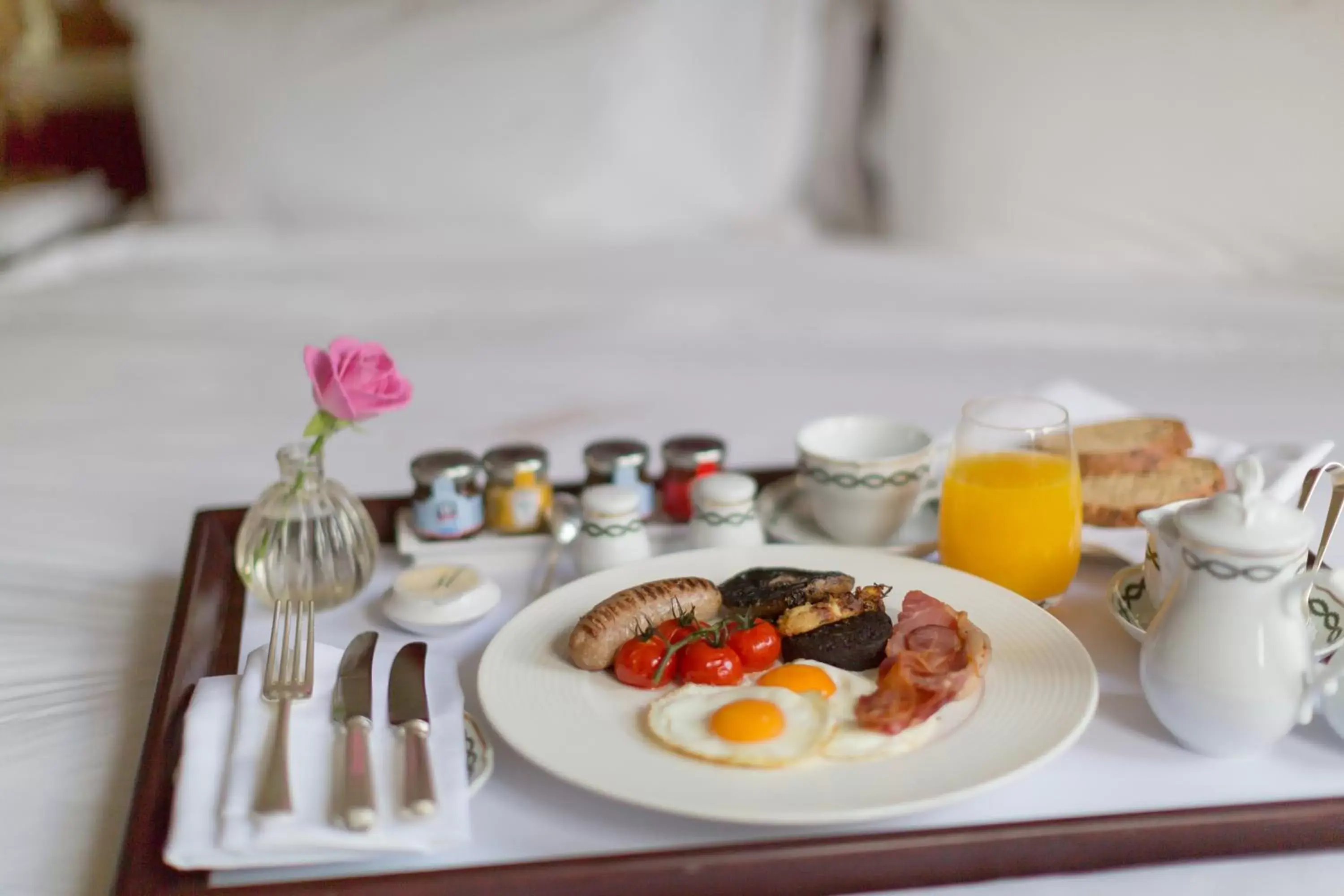 Breakfast in Milestone Hotel Kensington Breakfast in Milestone Hotel Kensington