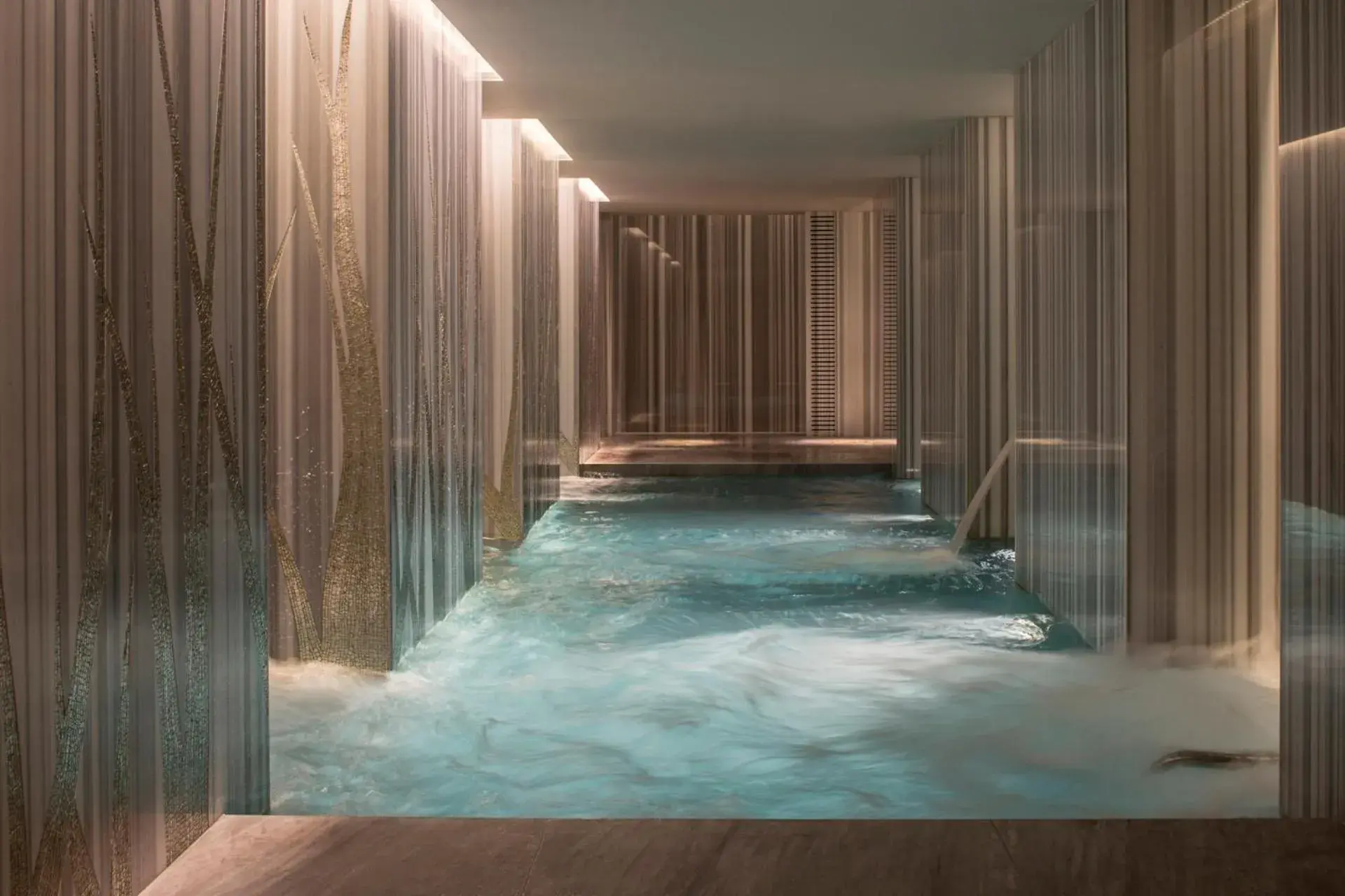 Spa and wellness centre/facilities in Four Seasons Hotel London at Tower Bridge Spa and wellness centre/facilities in Four Seasons Hotel London at Tower Bridge