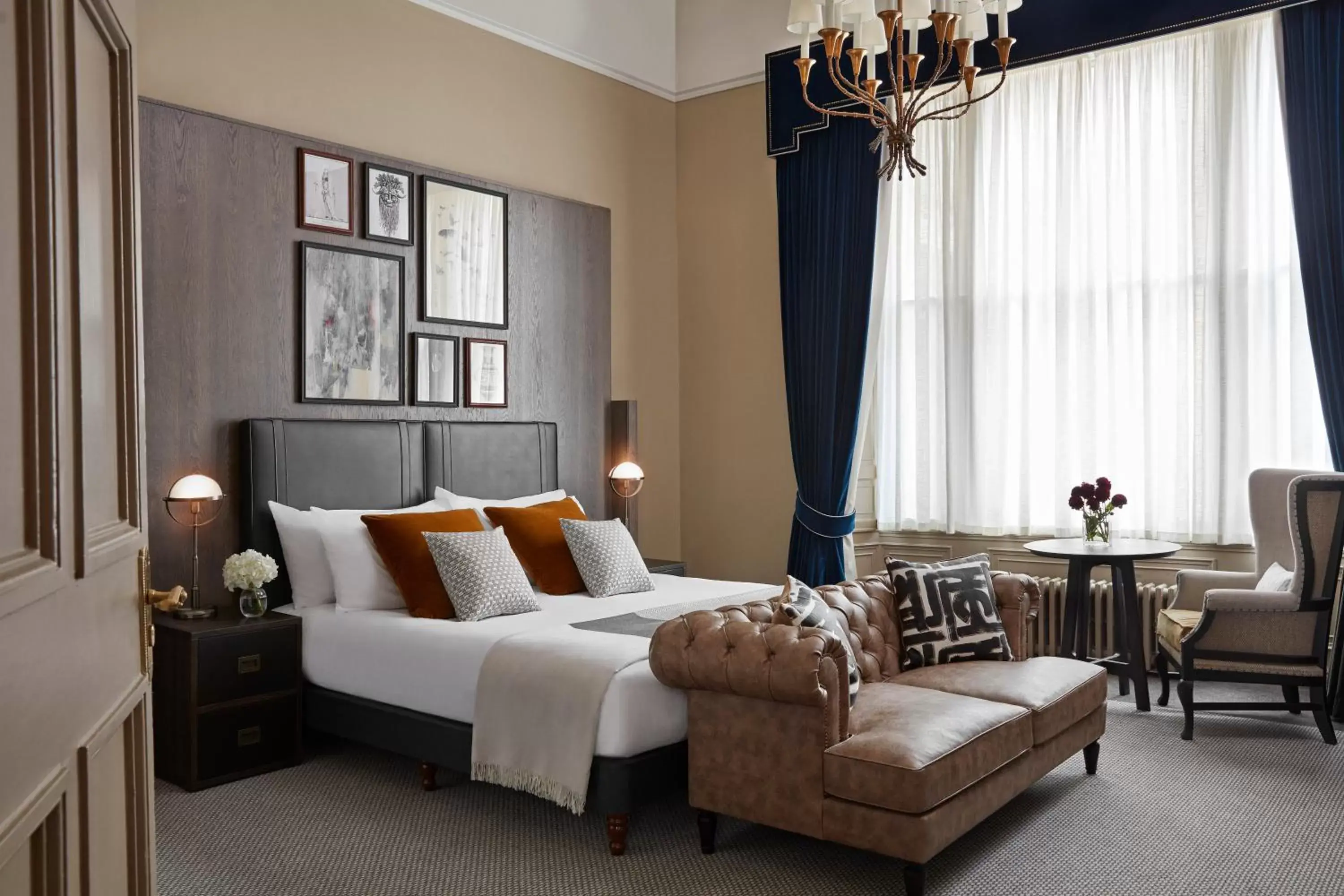 Bed in Kimpton Charlotte Square by IHG Bed in Kimpton Charlotte Square by IHG