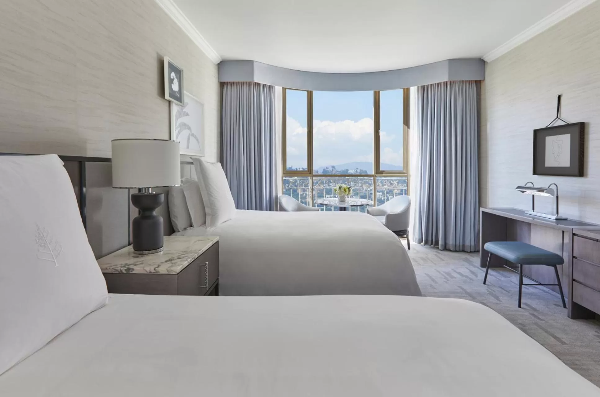 Bedroom, Bed in Beverly Wilshire, Beverly Hills, A Four Seasons Hotel