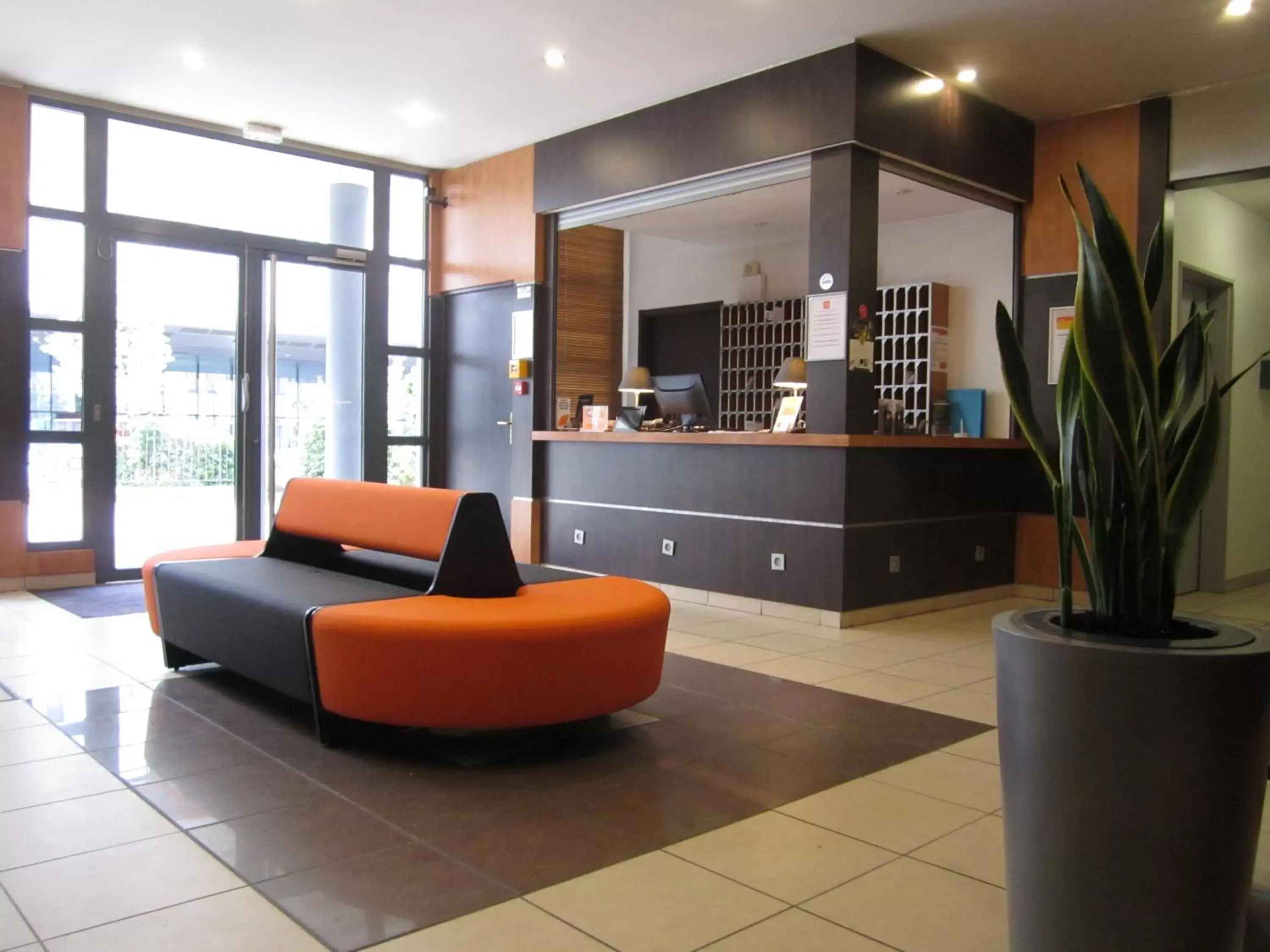 Lobby or reception in Apparthotel Privilodges Lyon Lumière Lobby or reception in Apparthotel Privilodges Lyon Lumière