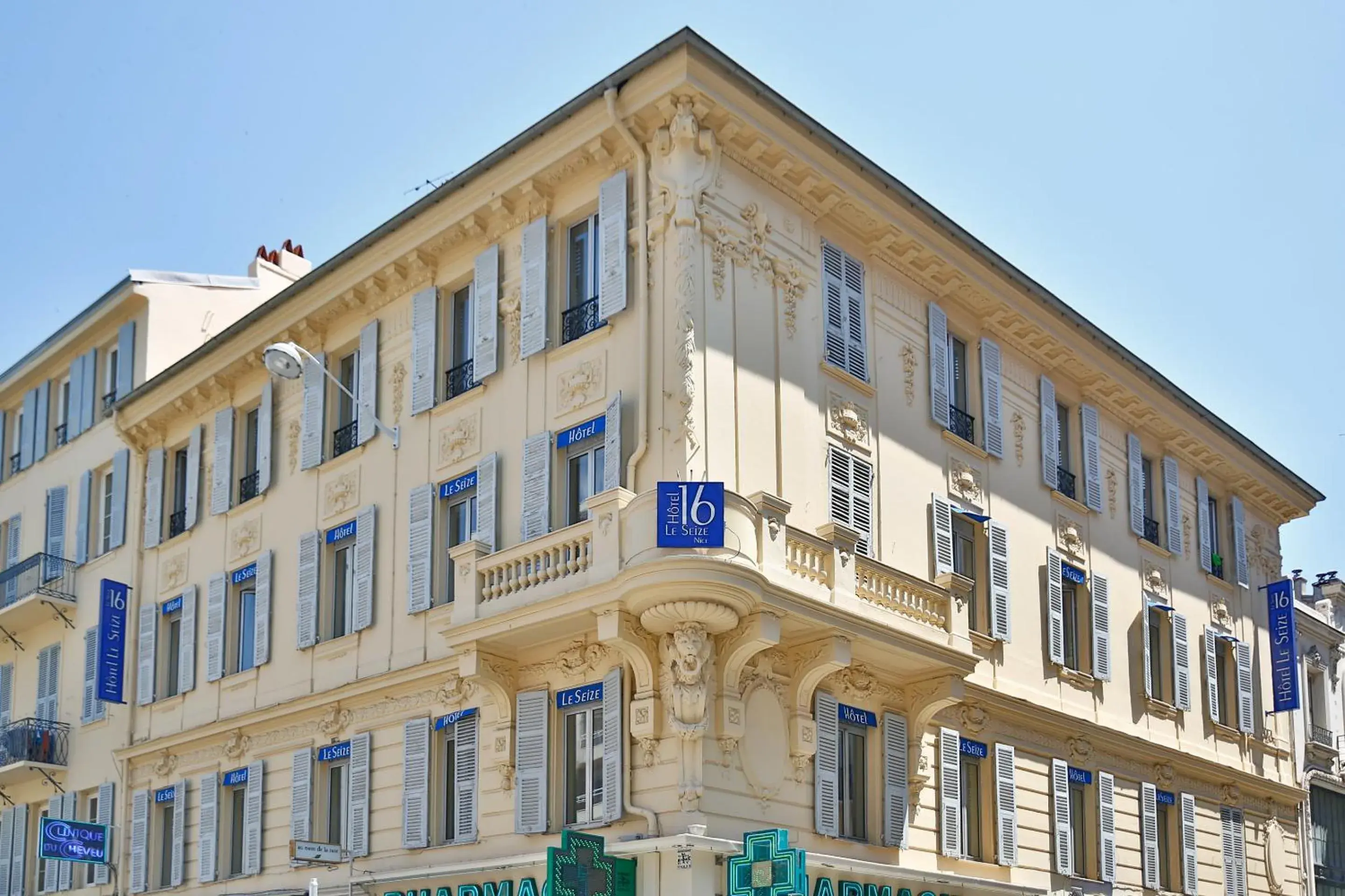 Property building in Hôtel Le Seize, Nice Centre Property building in Hôtel Le Seize, Nice Centre