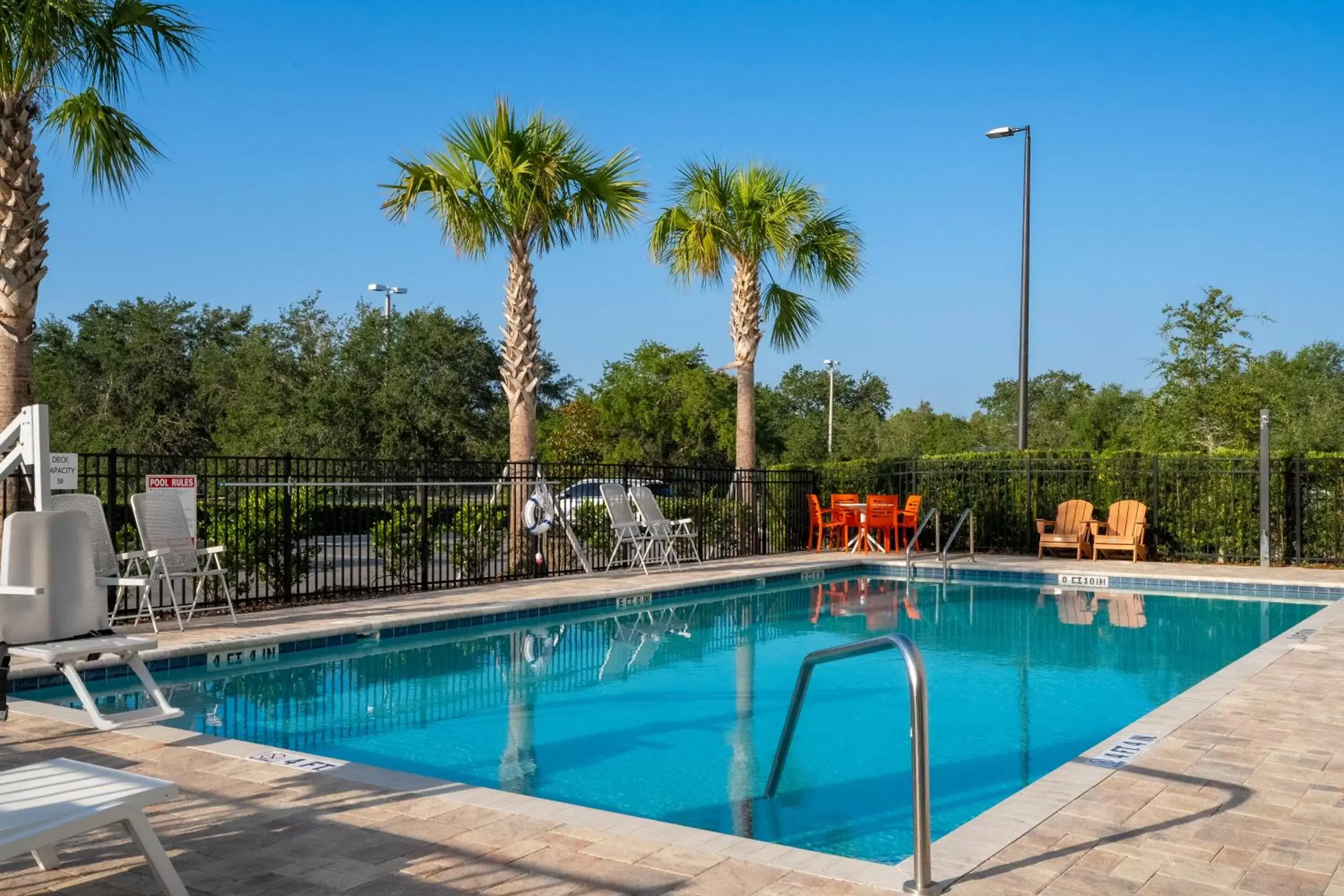 Pool view in SPOT X Hotel Orlando Intl Dr by The Red Collection Pool view in SPOT X Hotel Orlando Intl Dr by The Red Collection