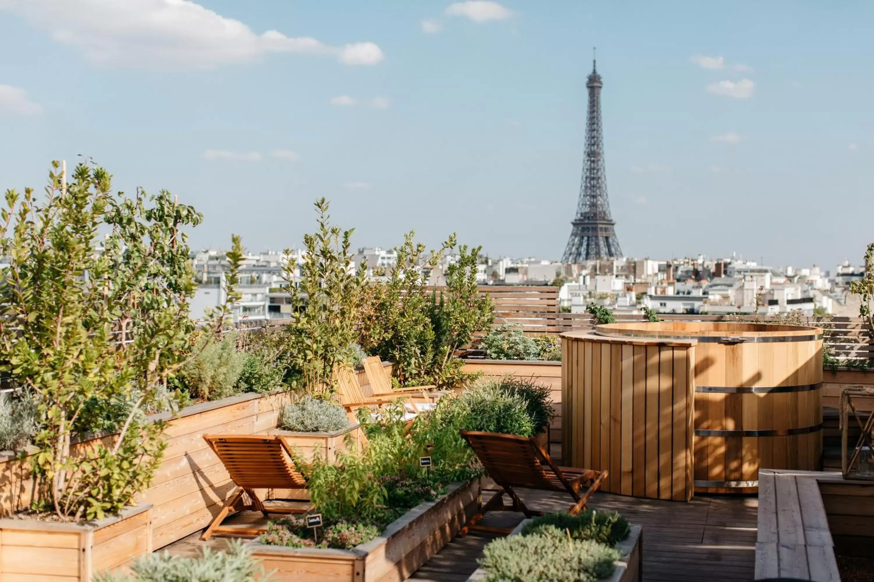 Balcony/Terrace in Brach Paris - Evok Collection Balcony/Terrace in Brach Paris - Evok Collection