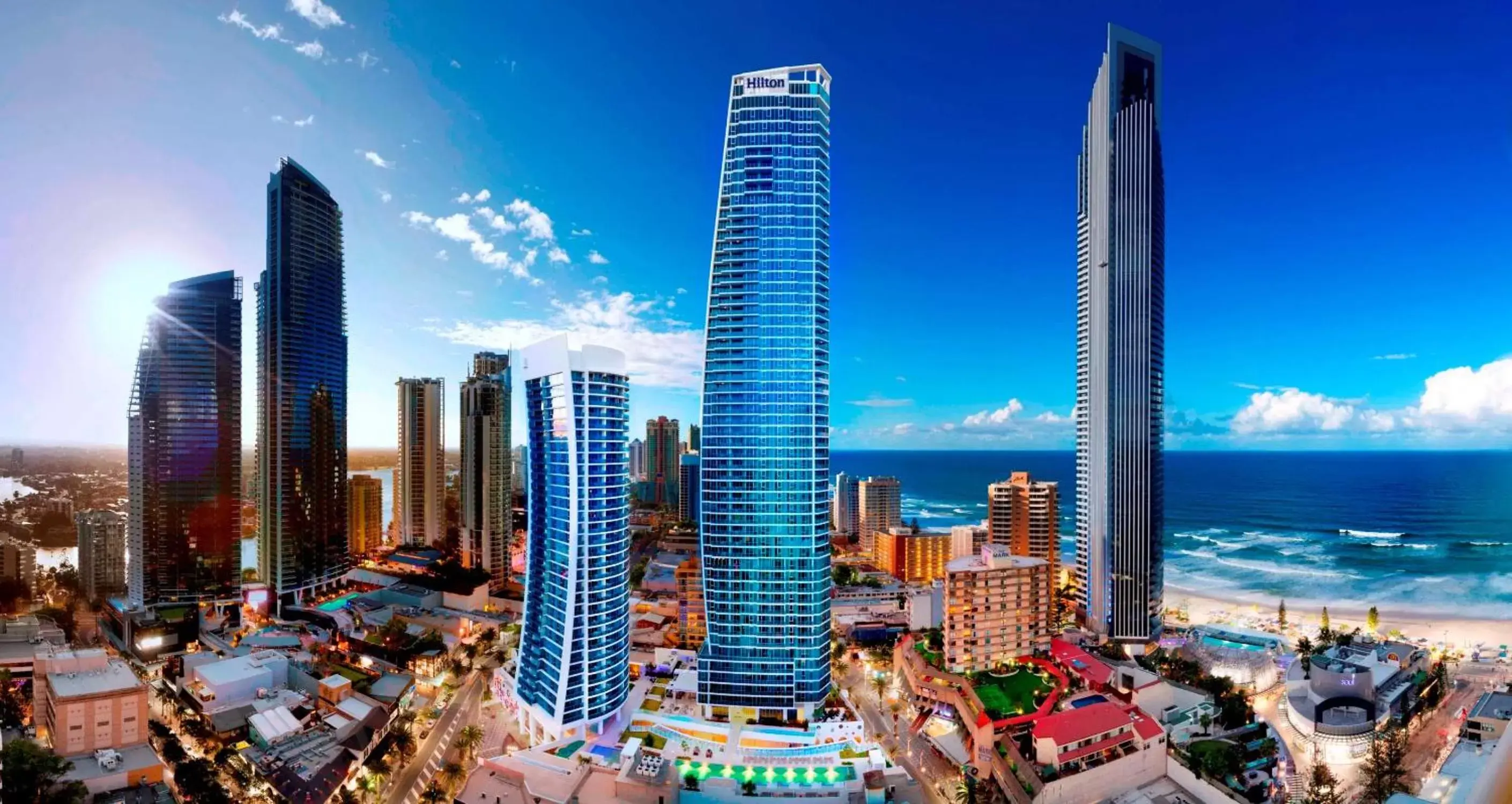 Property building in Hilton Surfers Paradise Hotel & Residences Property building in Hilton Surfers Paradise Hotel & Residences