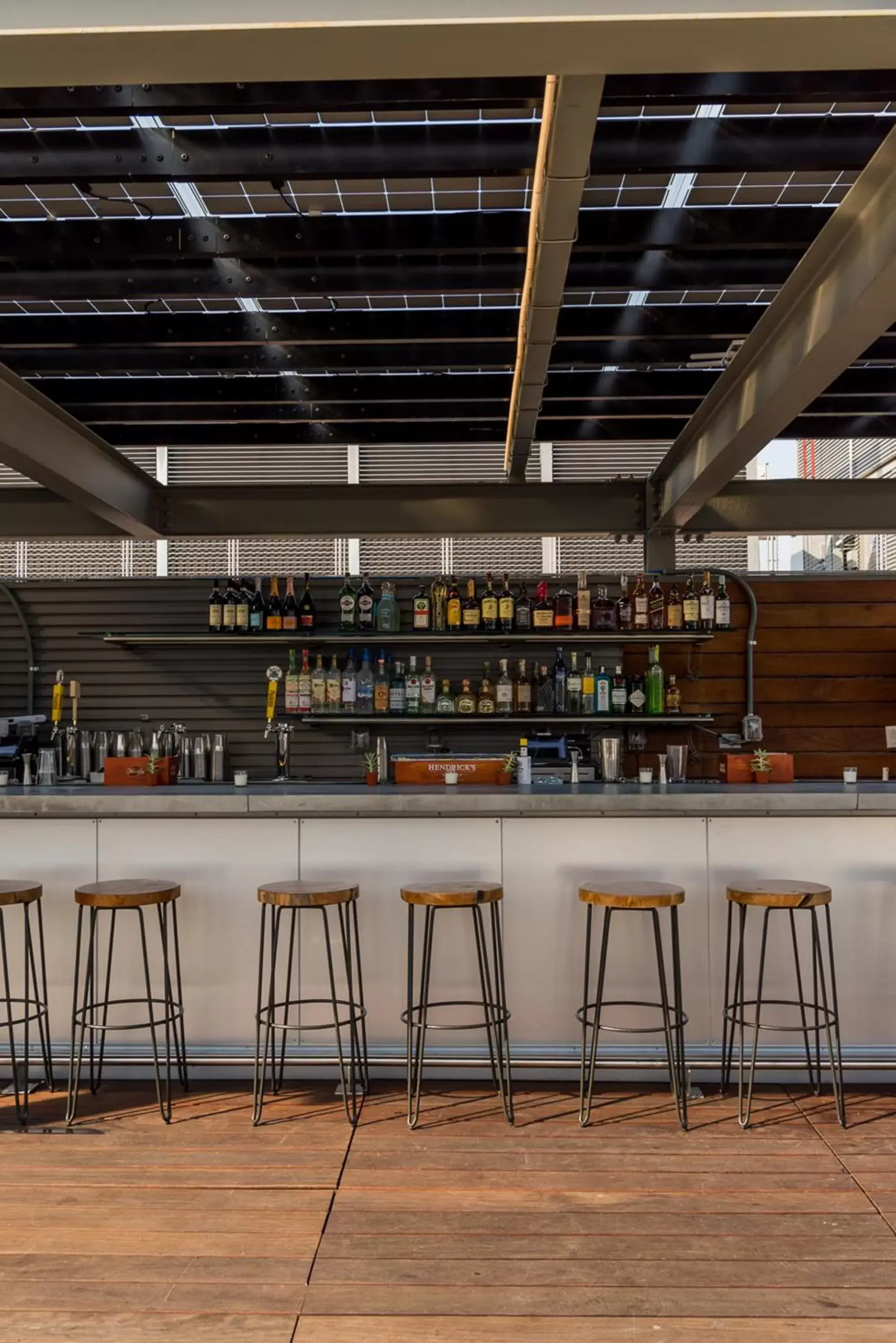Lounge or bar in Pod Brooklyn Lounge or bar in Pod Brooklyn