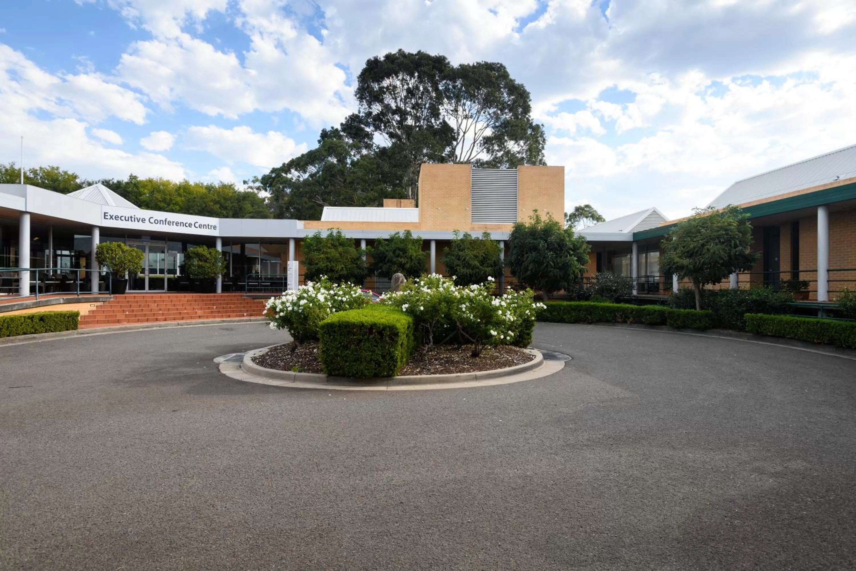 Property building in Lakeside Hotel and Conference Centre