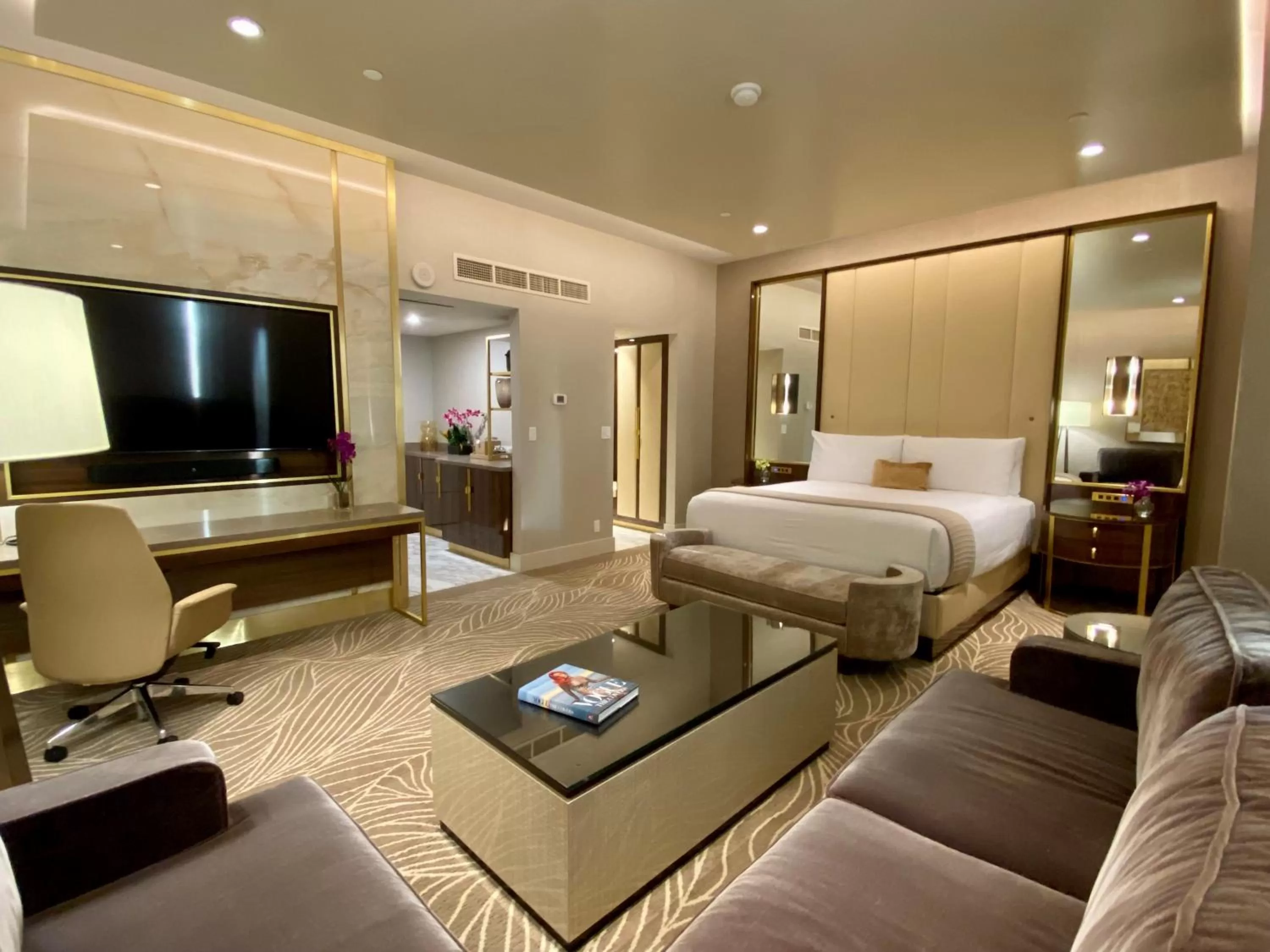 Bedroom, Bed in SAHARA Las Vegas