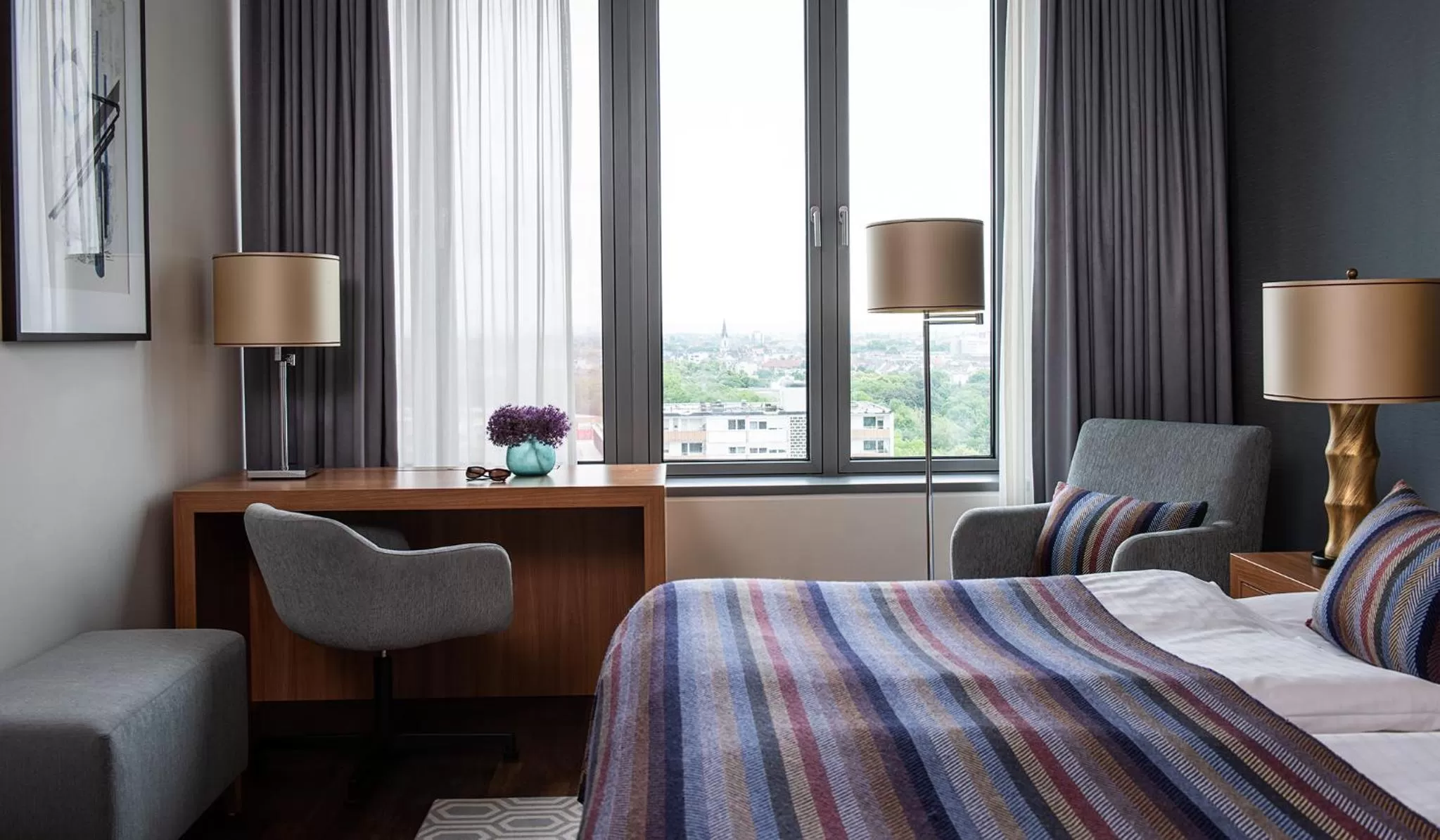 Photo of the whole room, Bed in AMERON Köln Hotel Regent