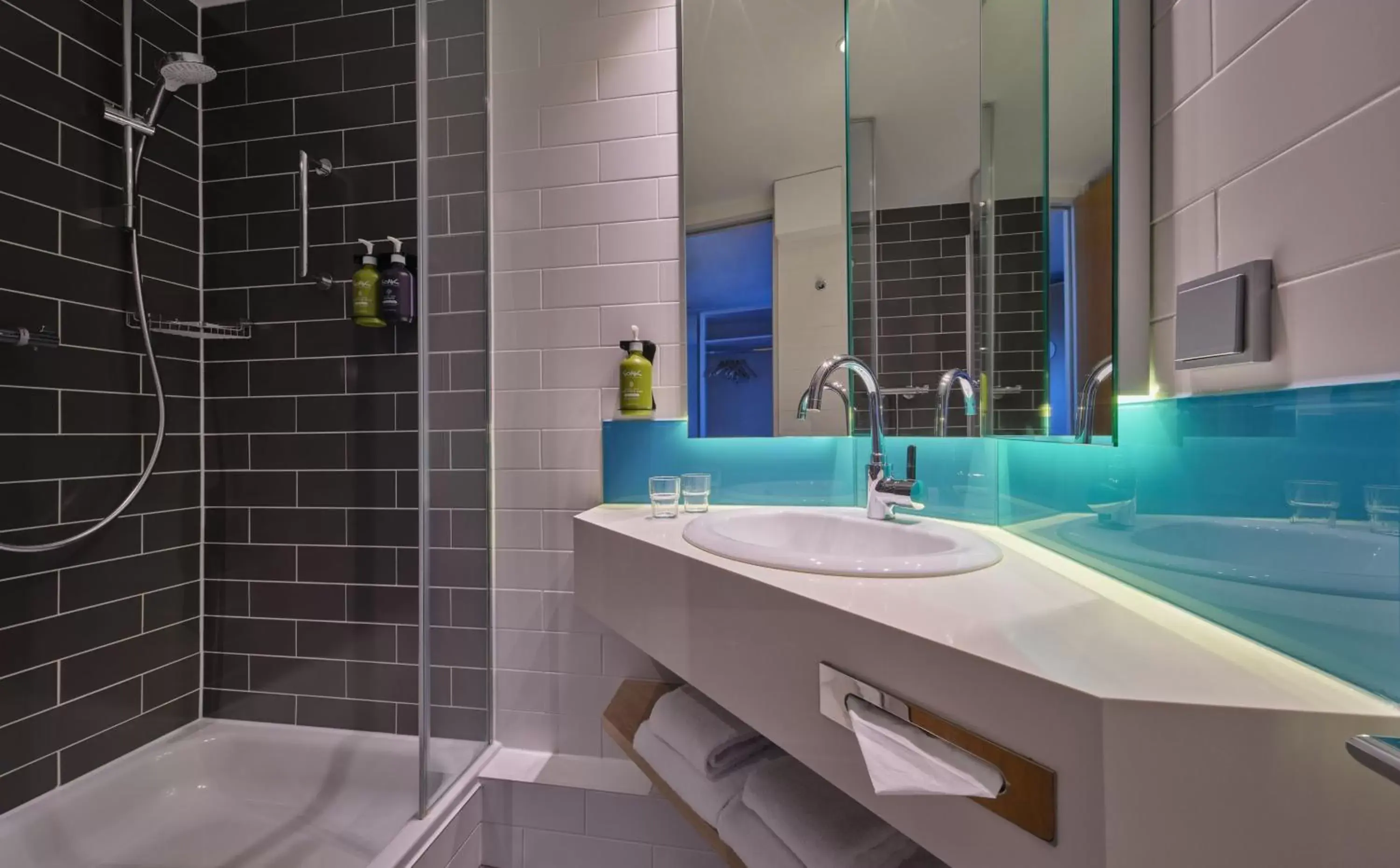 Holiday Inn Express Cologne Troisdorf by IHG Holiday Inn Express Cologne Troisdorf by IHG