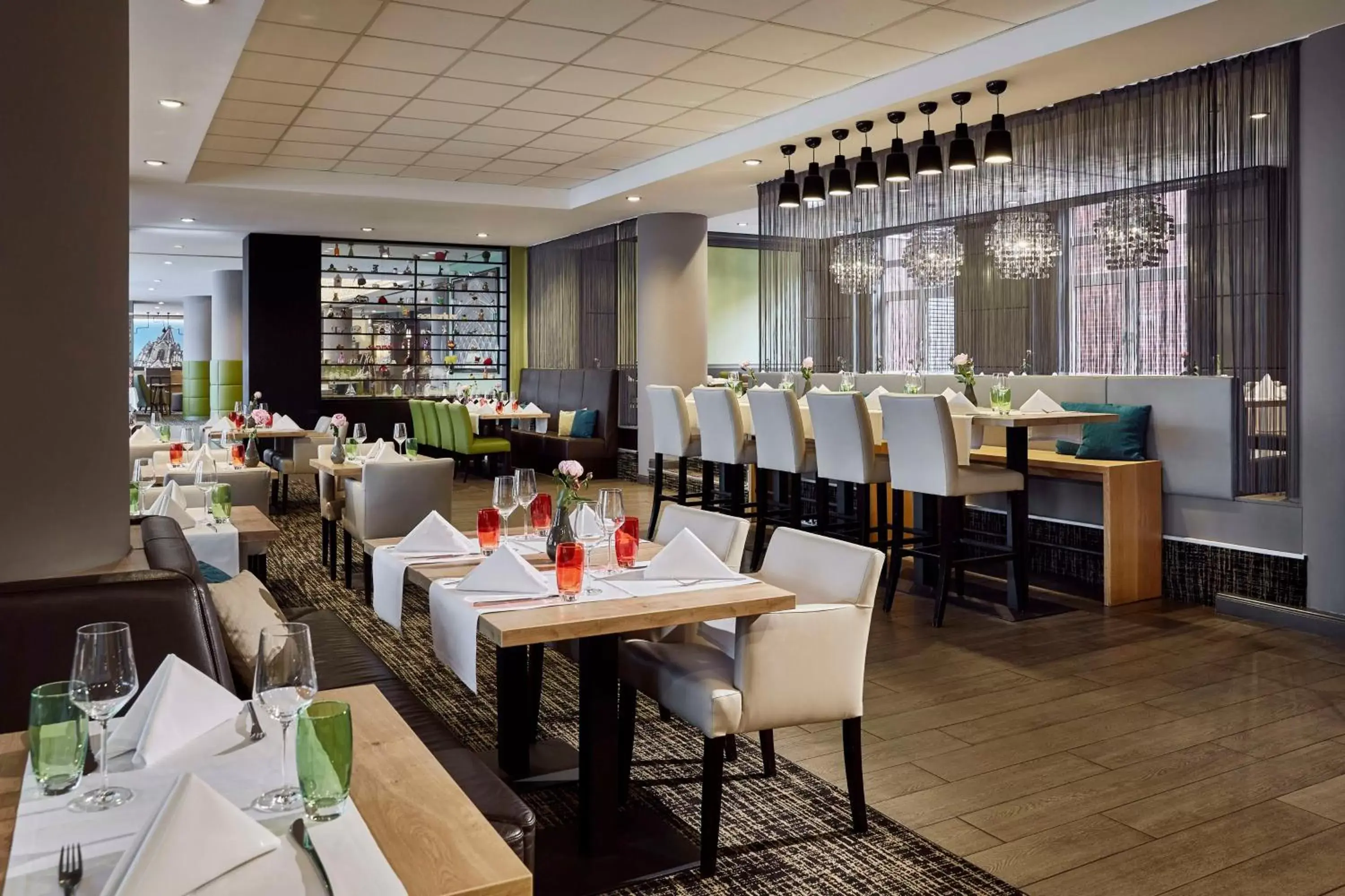 Restaurant/places to eat in Lindner Hotel Cologne City Plaza, part of JdV by Hyatt Restaurant/places to eat in Lindner Hotel Cologne City Plaza, part of JdV by Hyatt