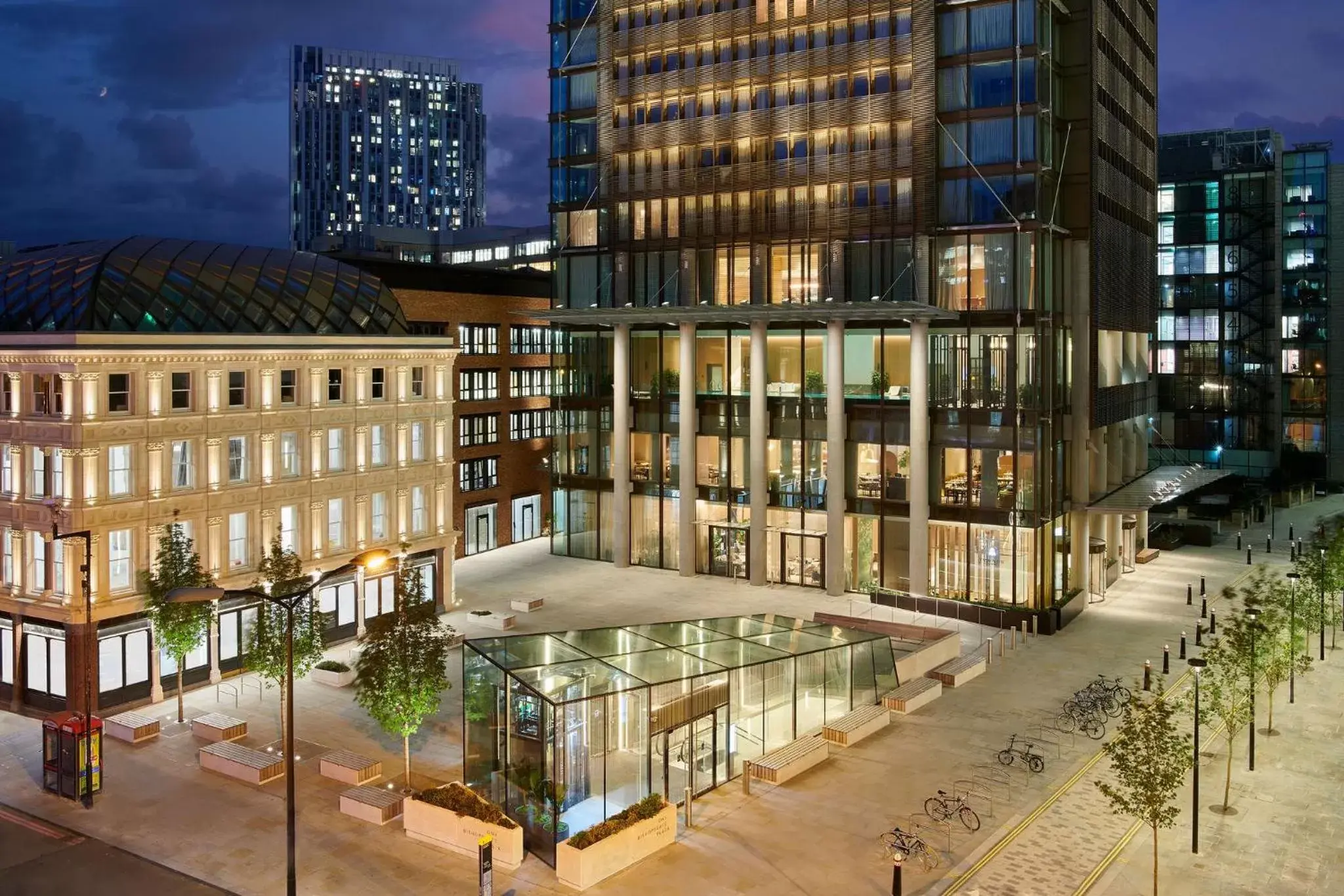 Property building in Pan Pacific London Property building in Pan Pacific London