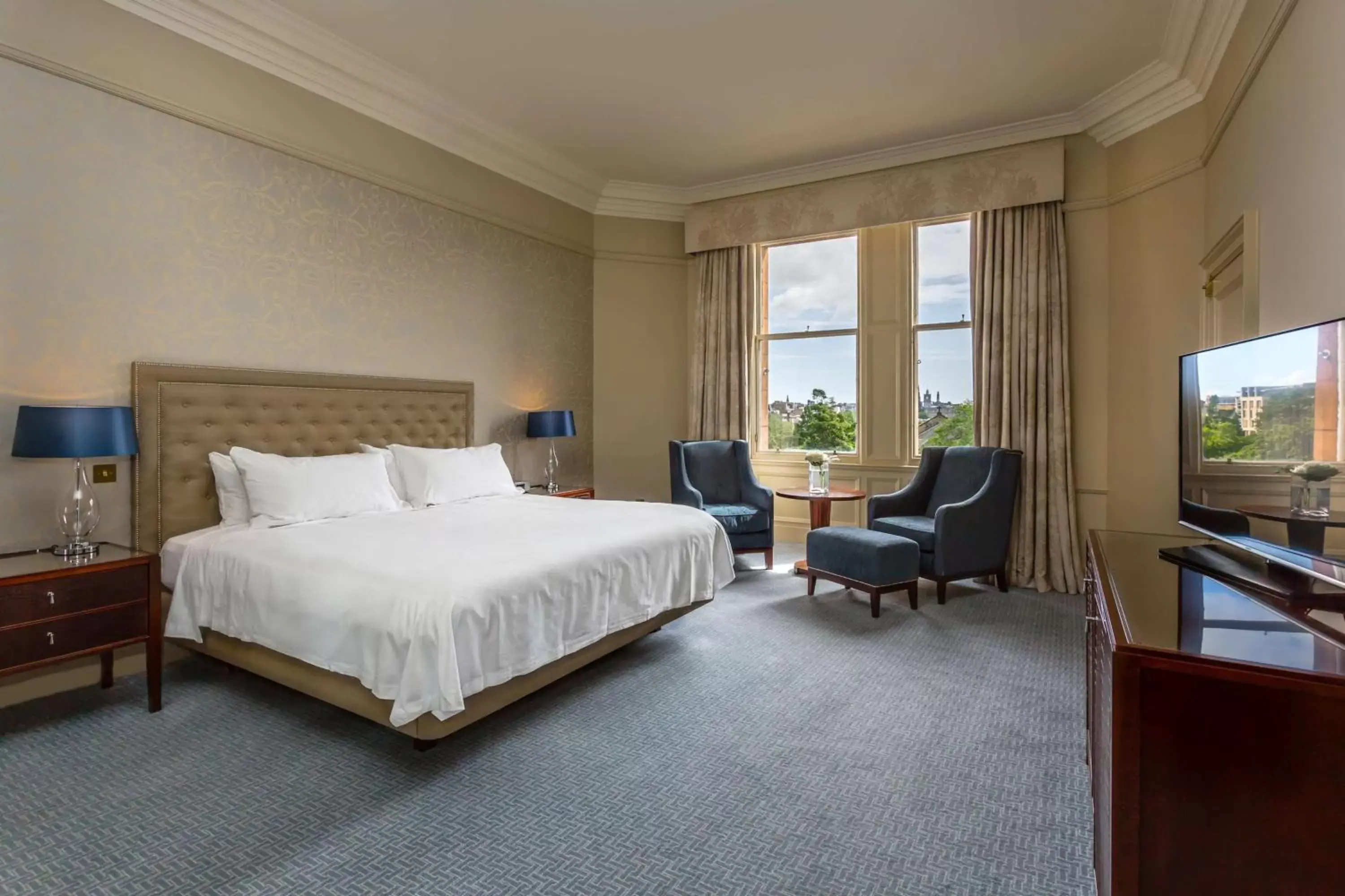 Bed in The Caledonian Edinburgh, Curio Collection by Hilton Bed in The Caledonian Edinburgh, Curio Collection by Hilton
