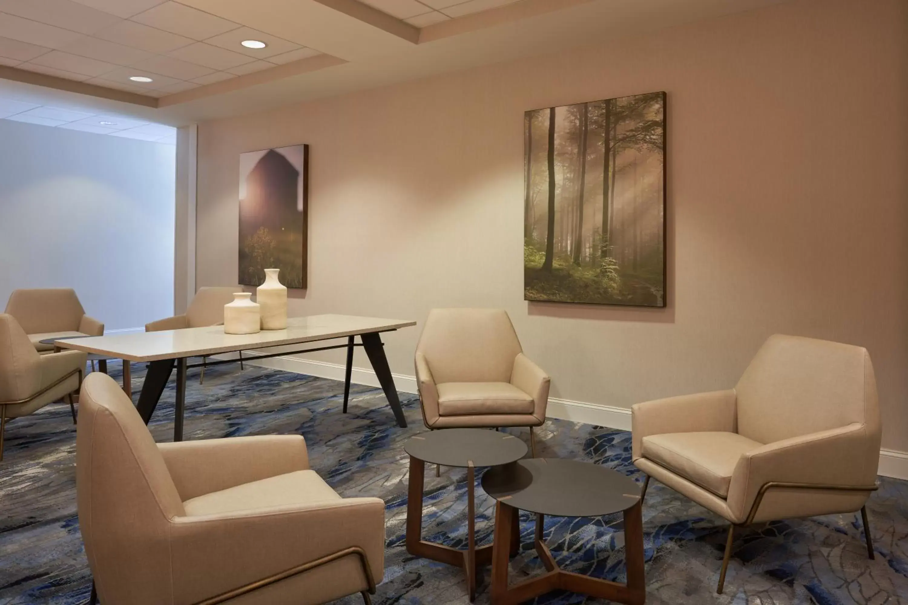 Lobby or reception in Fairfield Inn & Suites by Marriott Orlando International Drive/Convention Center Lobby or reception in Fairfield Inn & Suites by Marriott Orlando International Drive/Convention Center