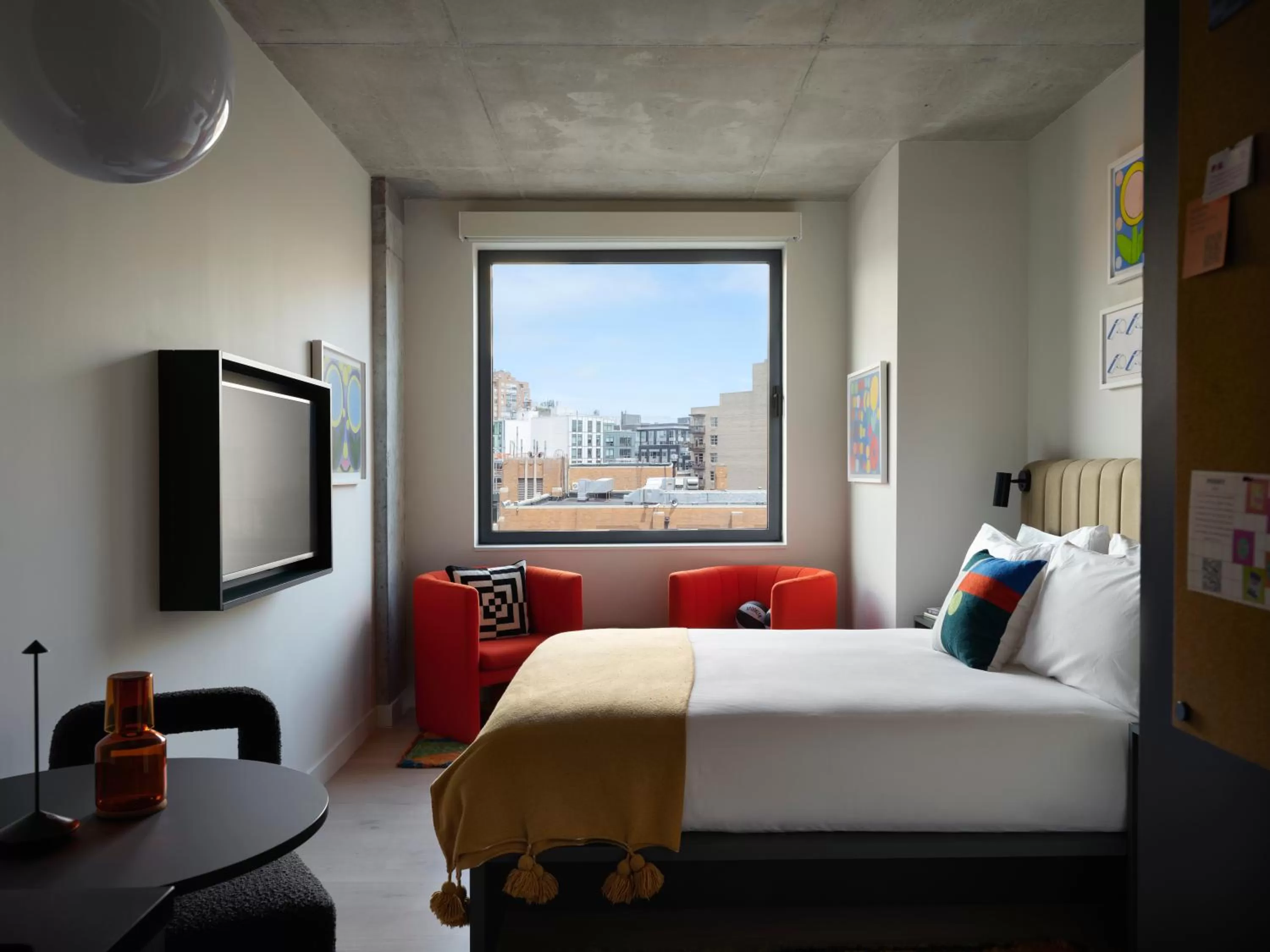 Bed in Penny Williamsburg