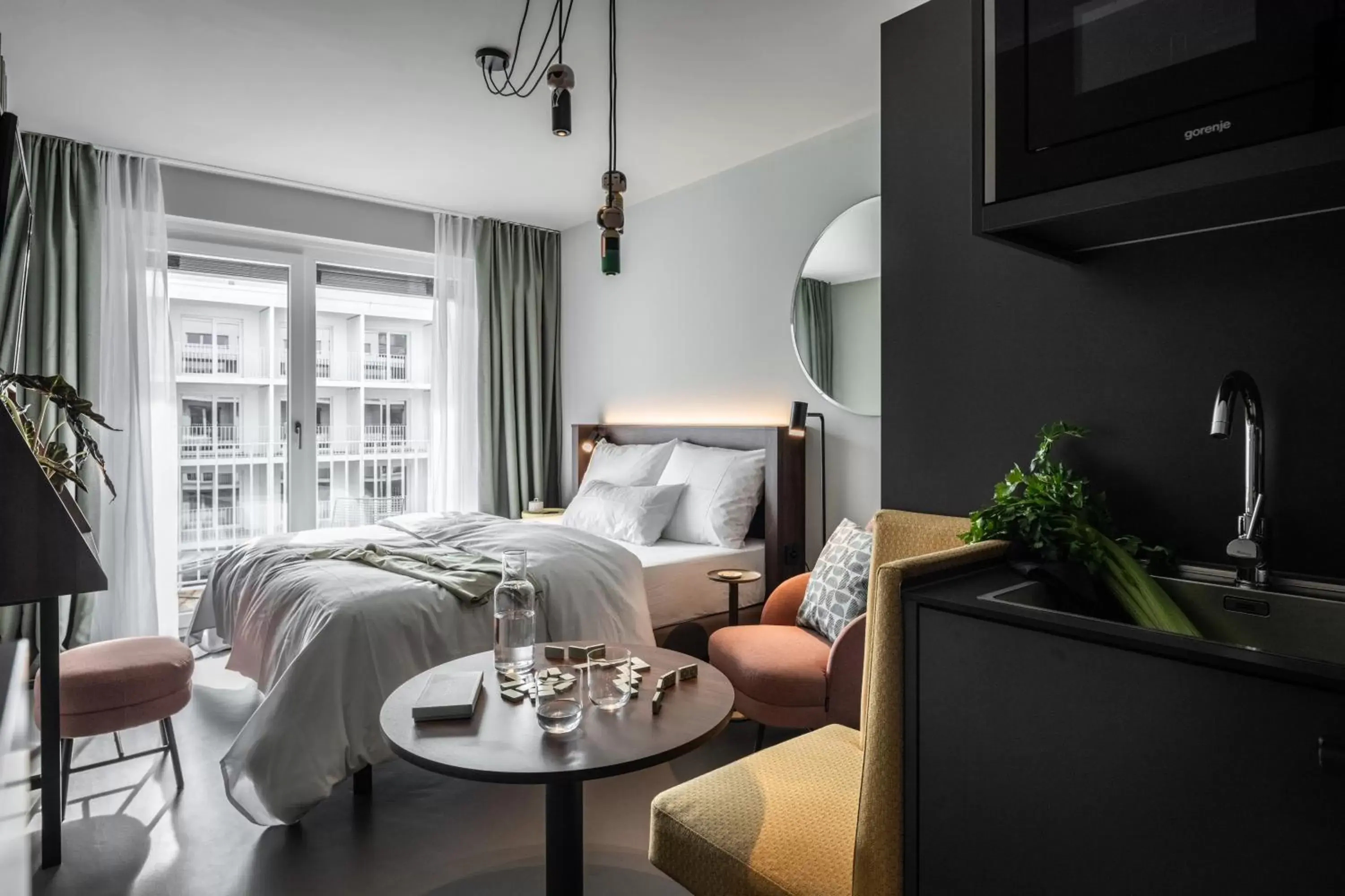 Kitchen or kitchenette, Bed in Revo Munich Kitchen or kitchenette, Bed in Revo Munich