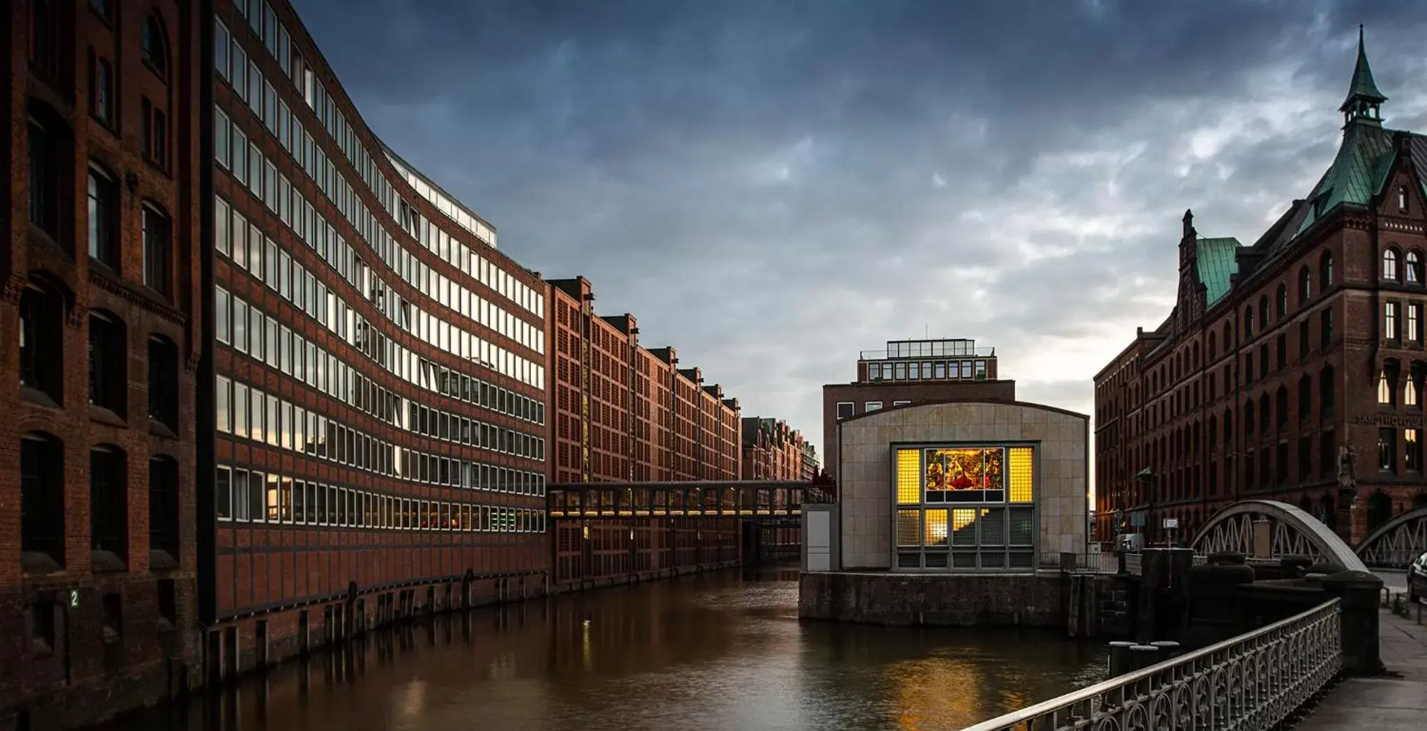 Property building in AMERON Hamburg Hotel Speicherstadt Property building in AMERON Hamburg Hotel Speicherstadt