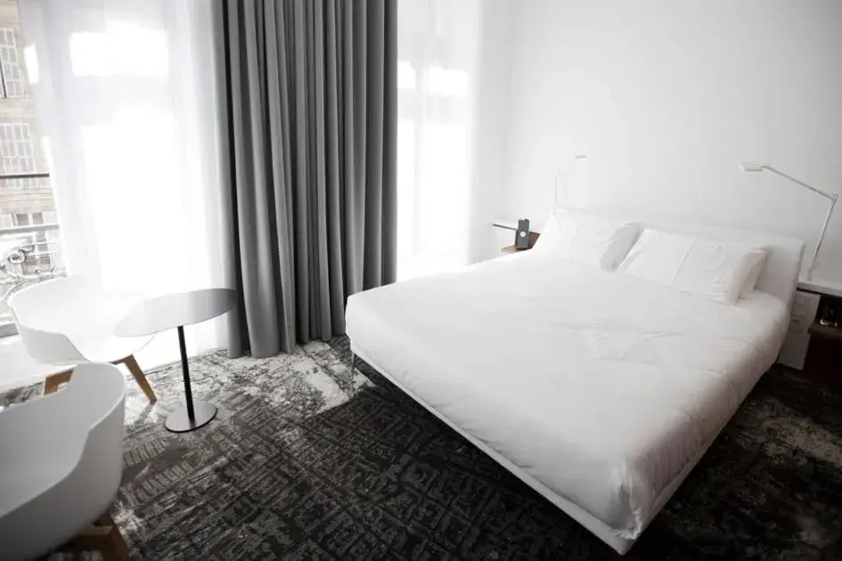 Bed in Hotel C2 Bed in Hotel C2