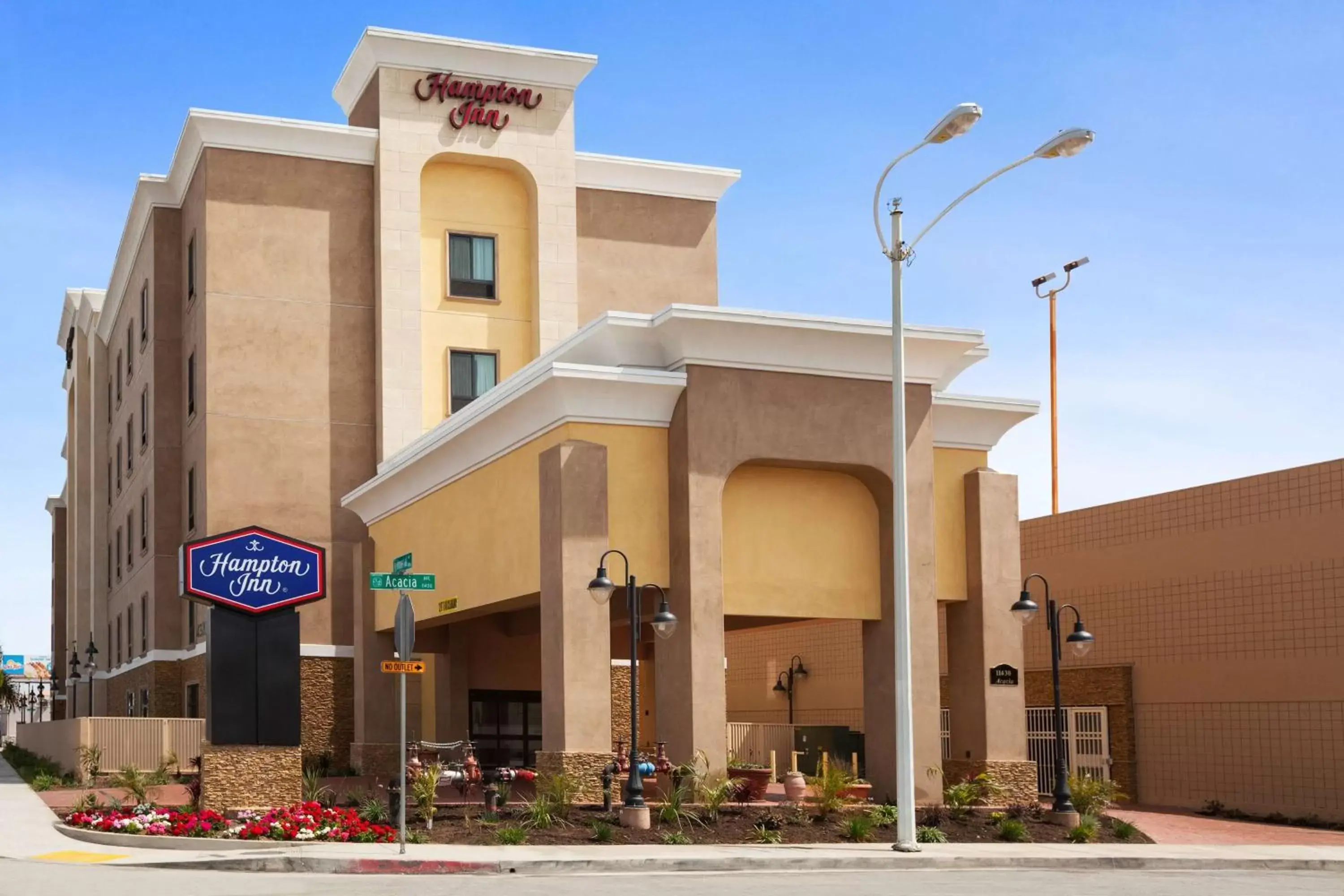 Property building in Hampton Inn Los Angeles Int'l Airport/Hawthorne Property building in Hampton Inn Los Angeles Int'l Airport/Hawthorne