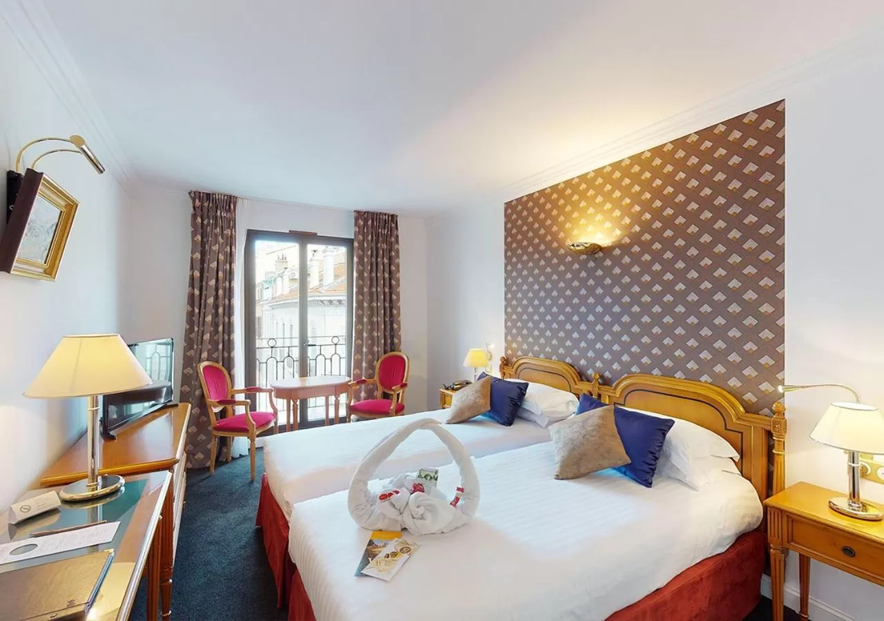 Sun Riviera Hotel