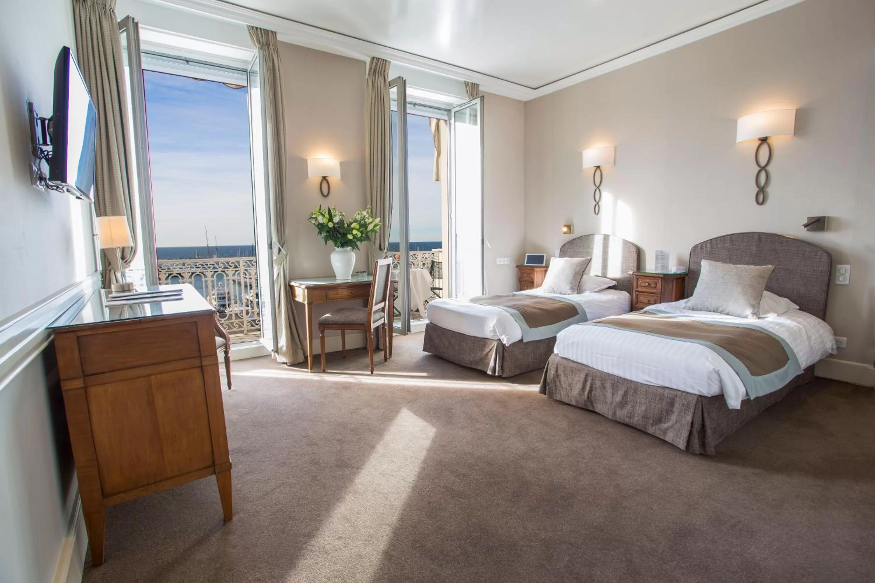 Photo of the whole room, Bed in Hotel Splendid