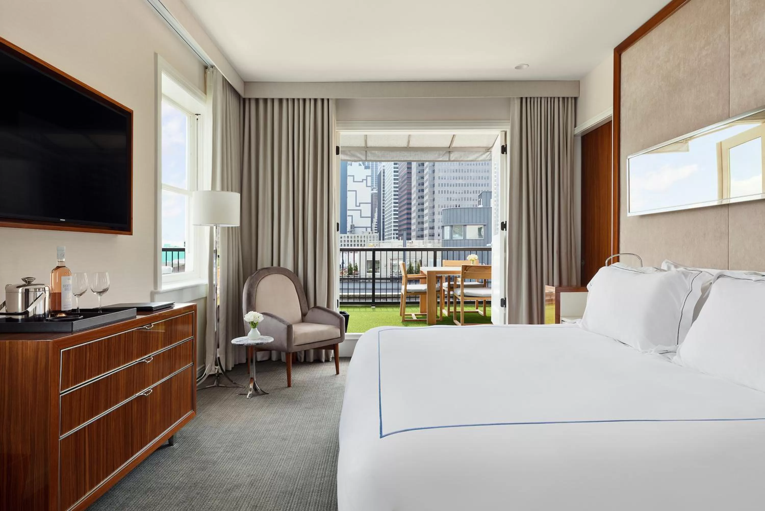 Bed in 33 Hotel, New York City, Seaport