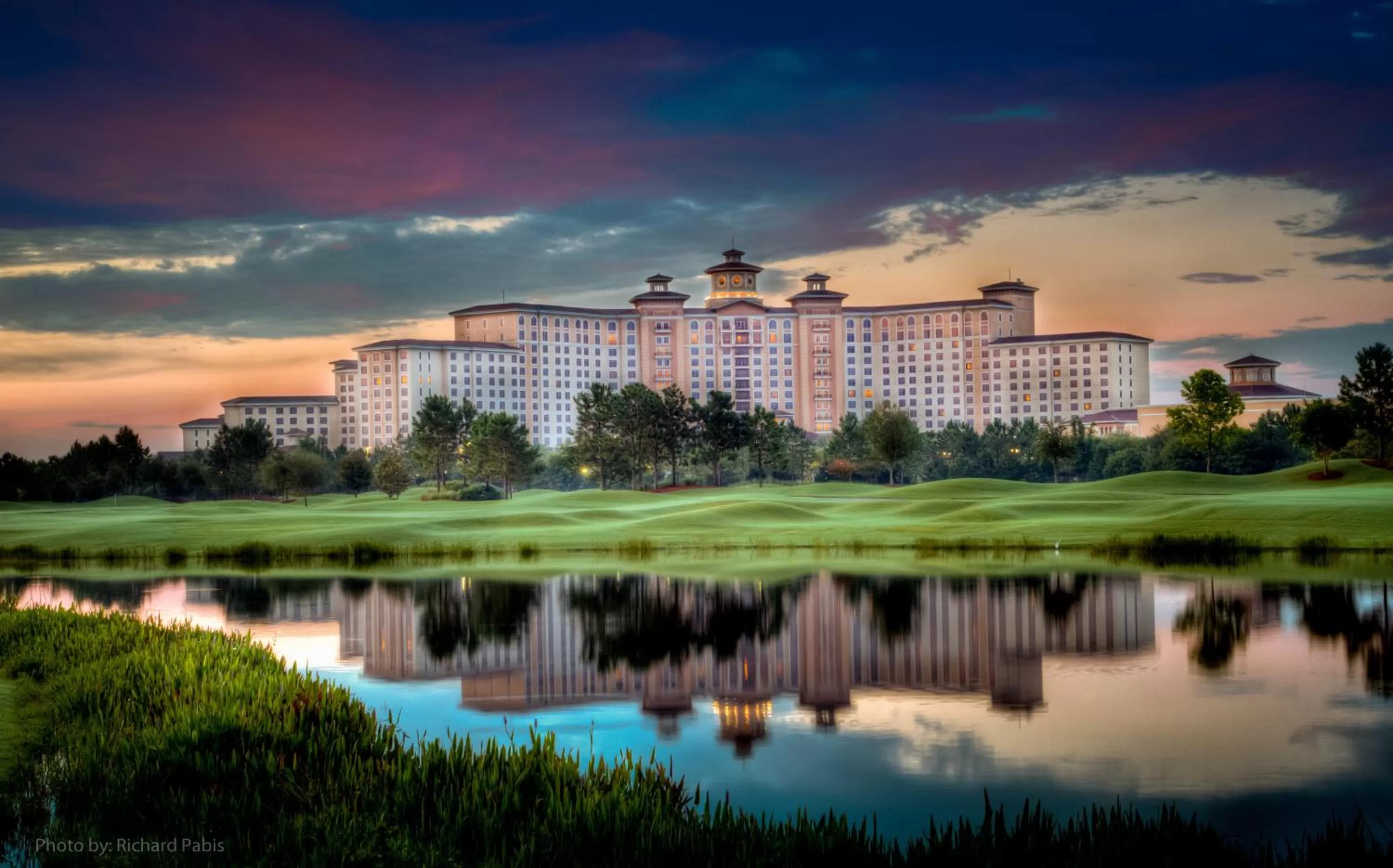 Property building in Rosen Shingle Creek Universal Blvd
