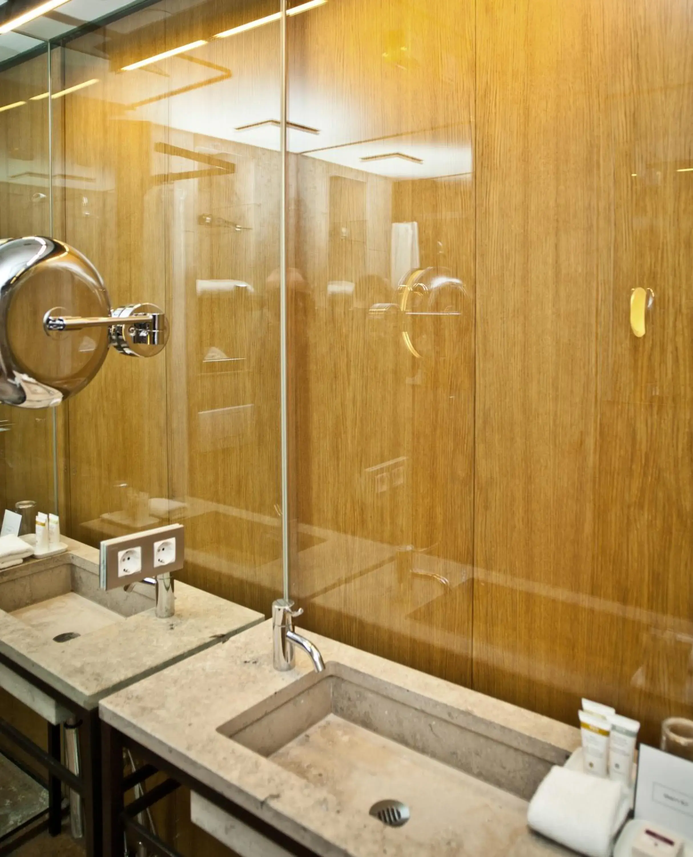 Shower in CORTIINA Hotel Shower in CORTIINA Hotel