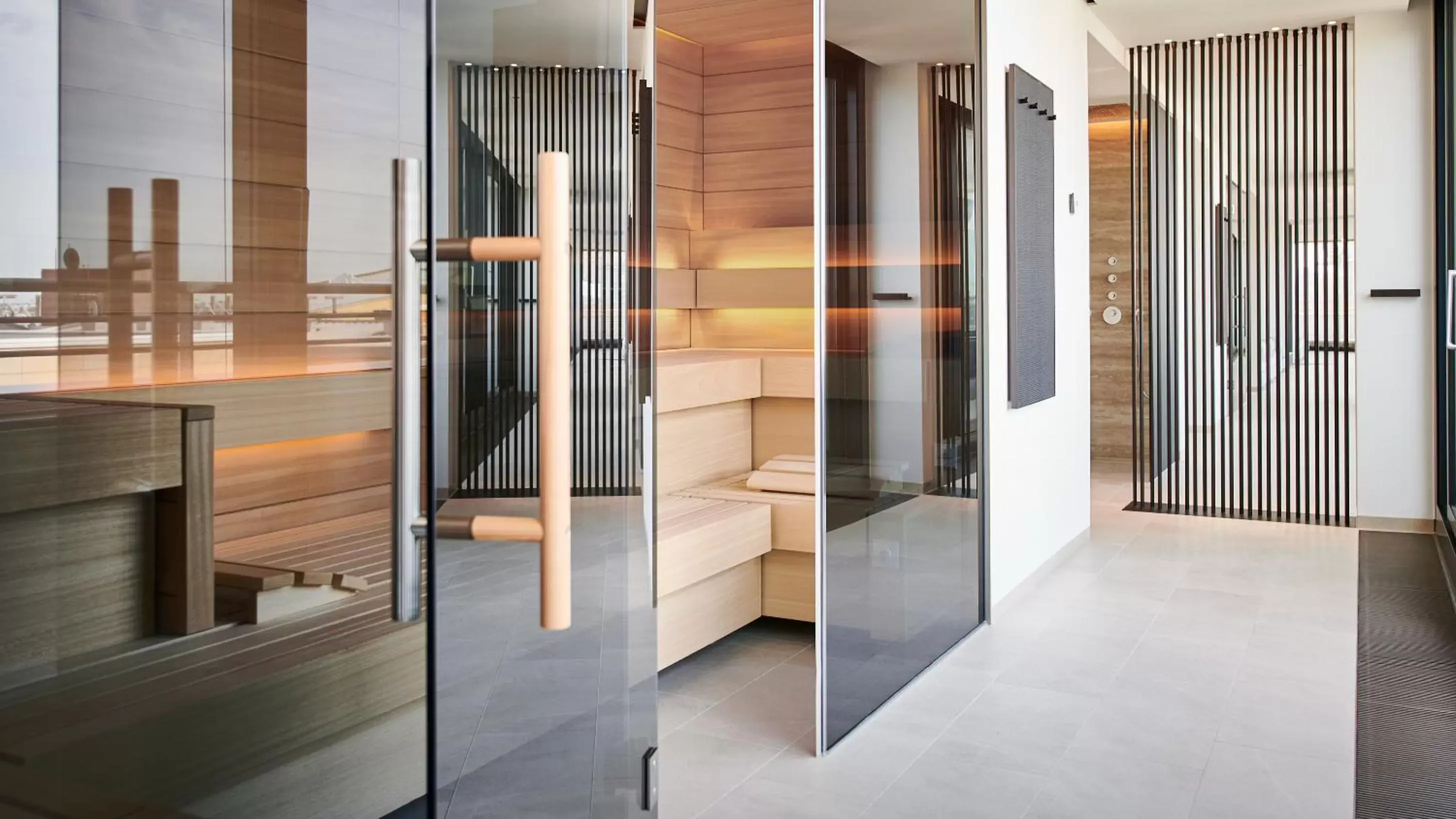 Sauna, Bed in The Mandala Berlin, a Member of Design Hotels Sauna, Bed in The Mandala Berlin, a Member of Design Hotels