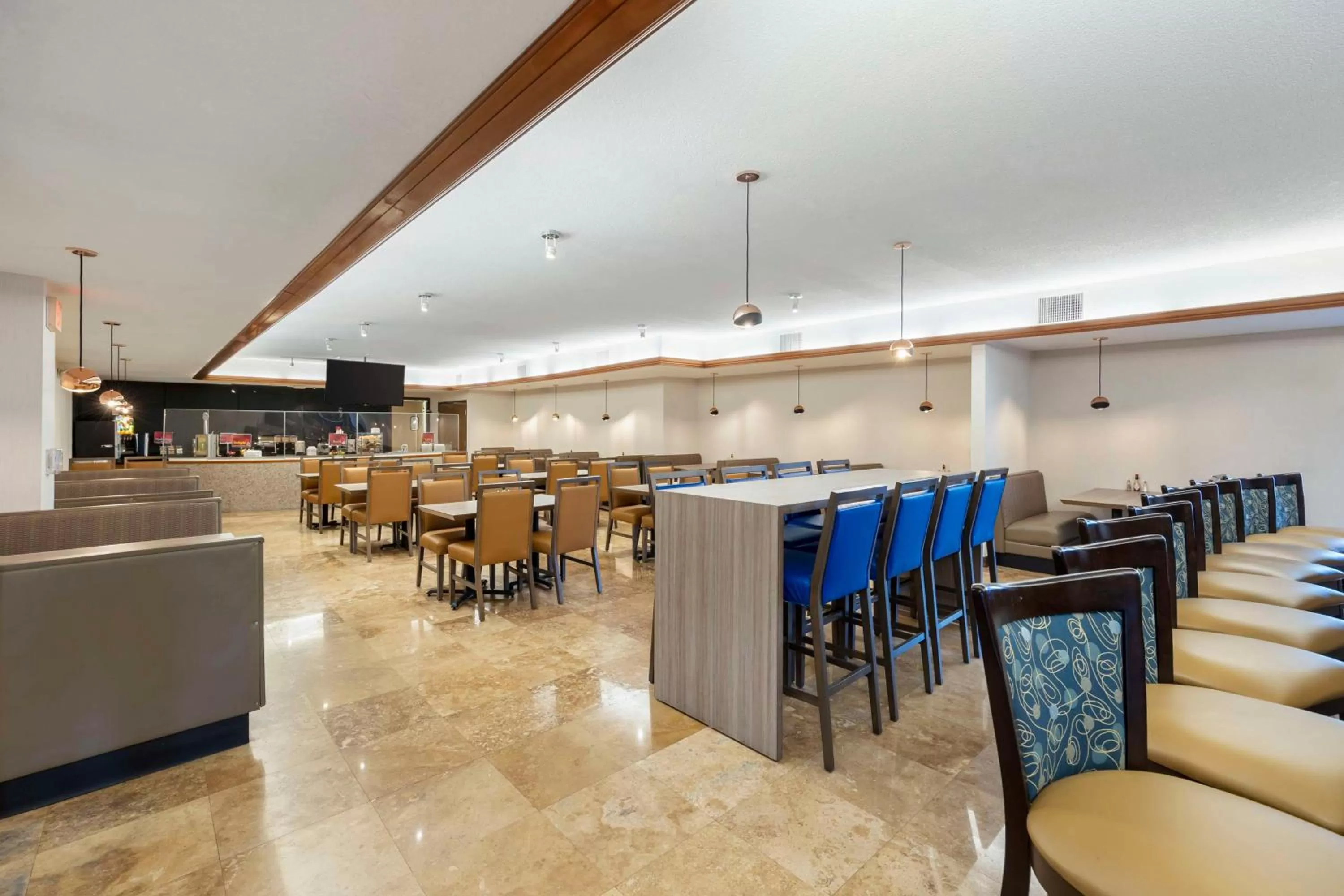 Breakfast in Best Western Plus Henderson Hotel