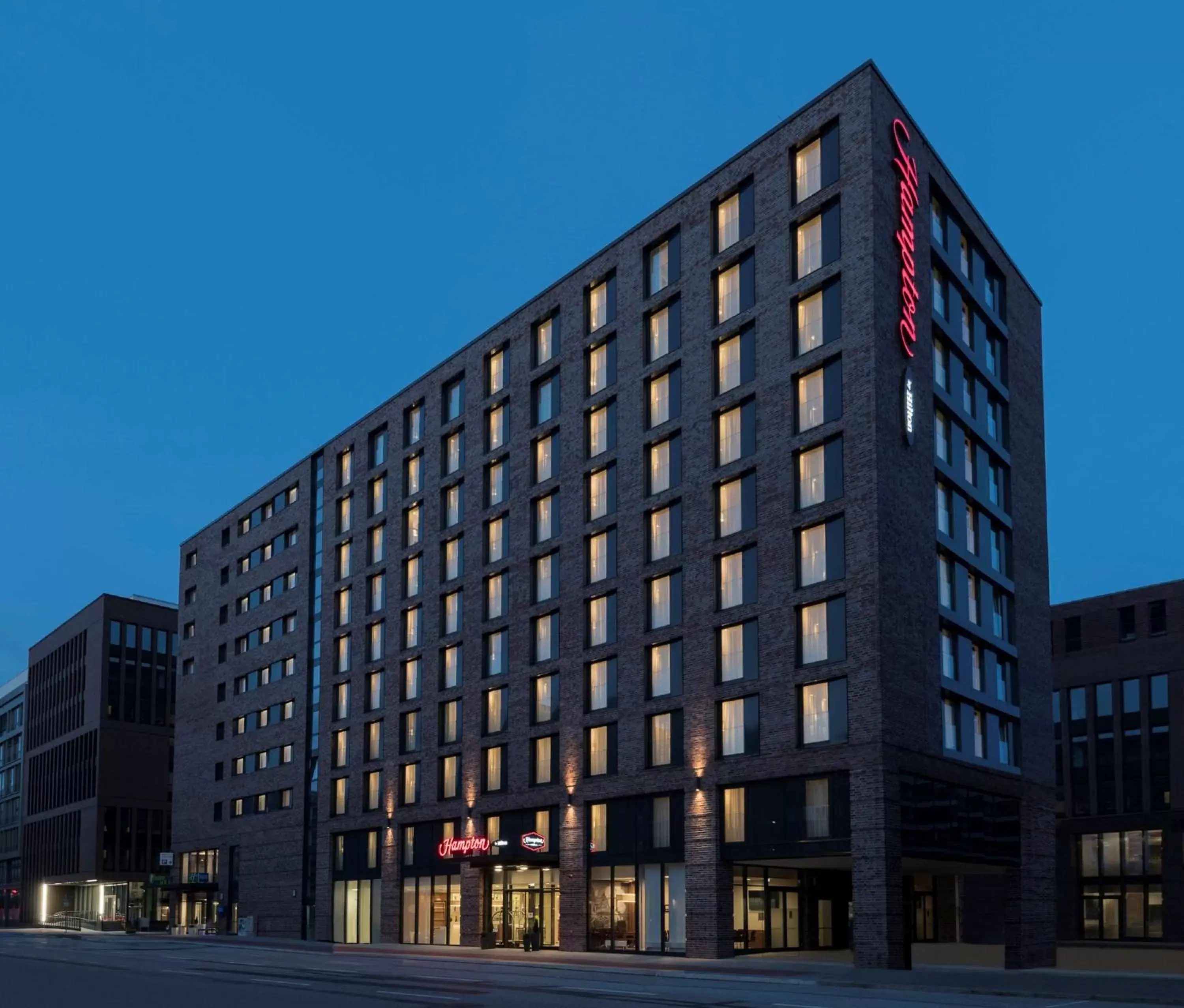 Property building in Hampton By Hilton Hamburg City Centre Property building in Hampton By Hilton Hamburg City Centre