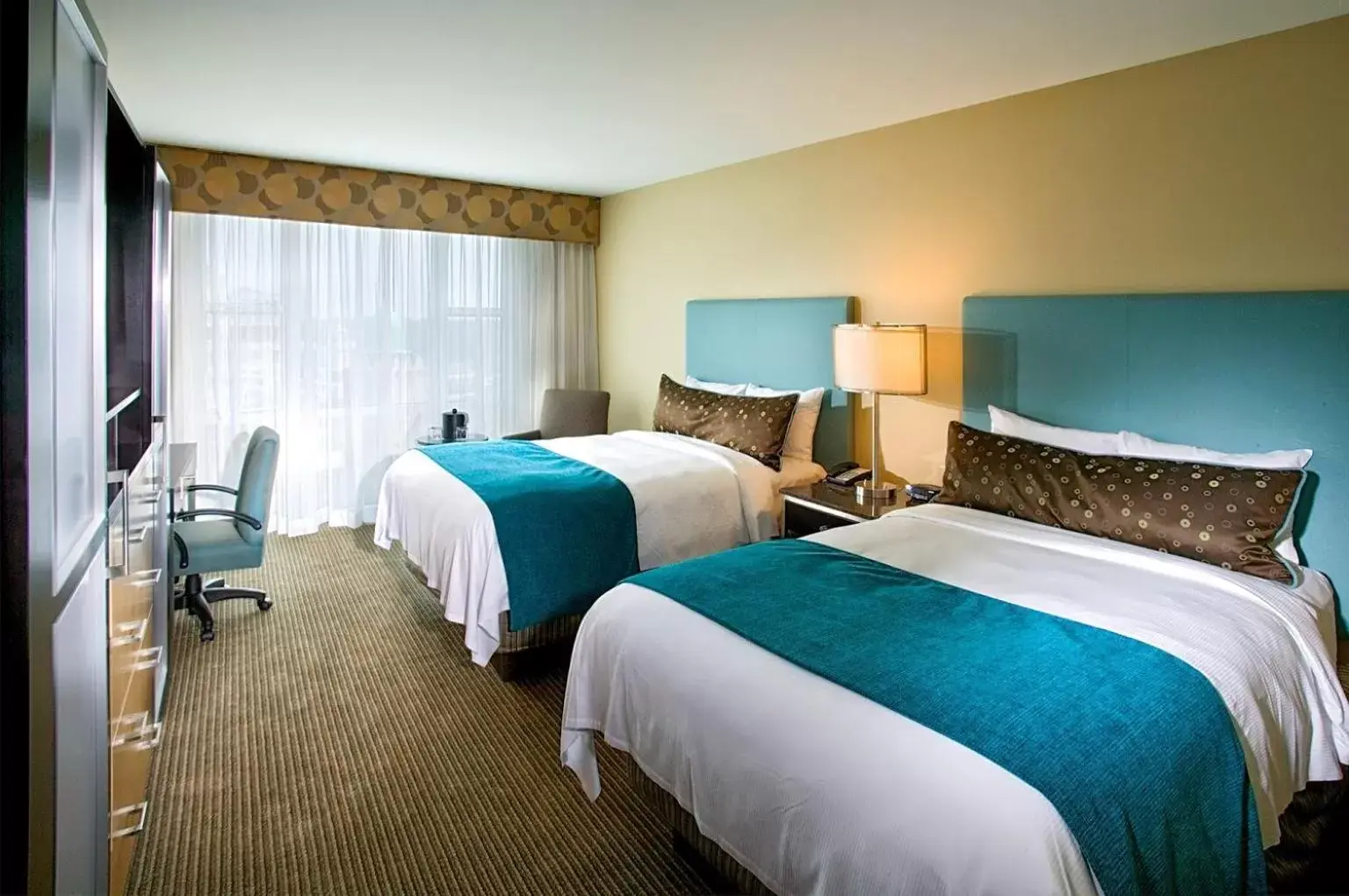 Photo of the whole room, Bed in Heldrich Hotel and Conference Center Photo of the whole room, Bed in Heldrich Hotel and Conference Center