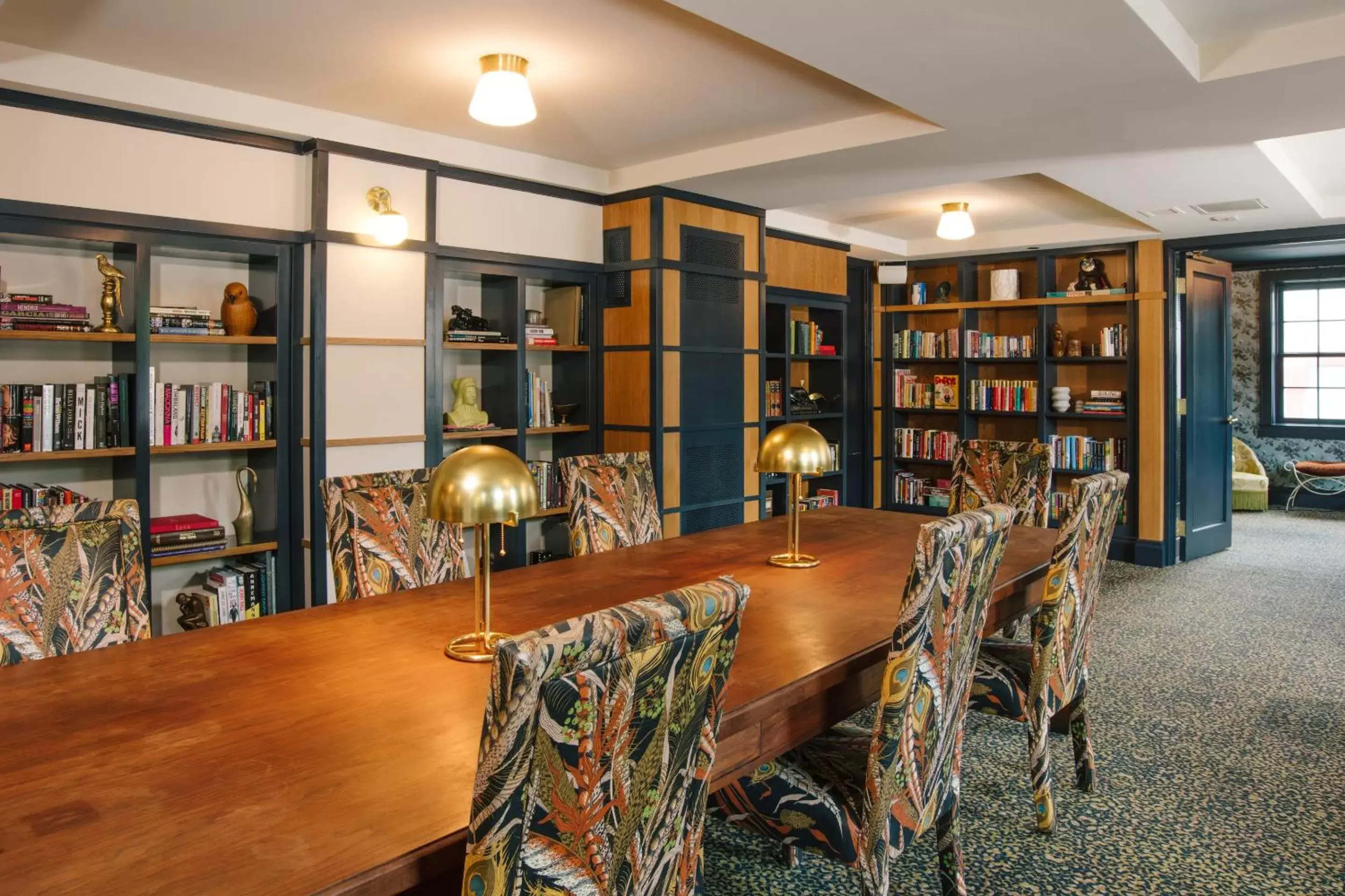 Library in Hotel Clermont Atlanta, by Oliver Library in Hotel Clermont Atlanta, by Oliver