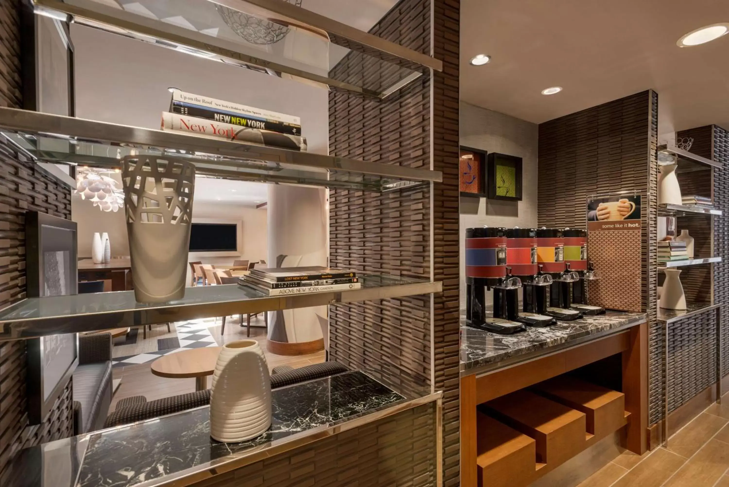 Breakfast in Hampton Inn Manhattan/Downtown- Financial District Breakfast in Hampton Inn Manhattan/Downtown- Financial District