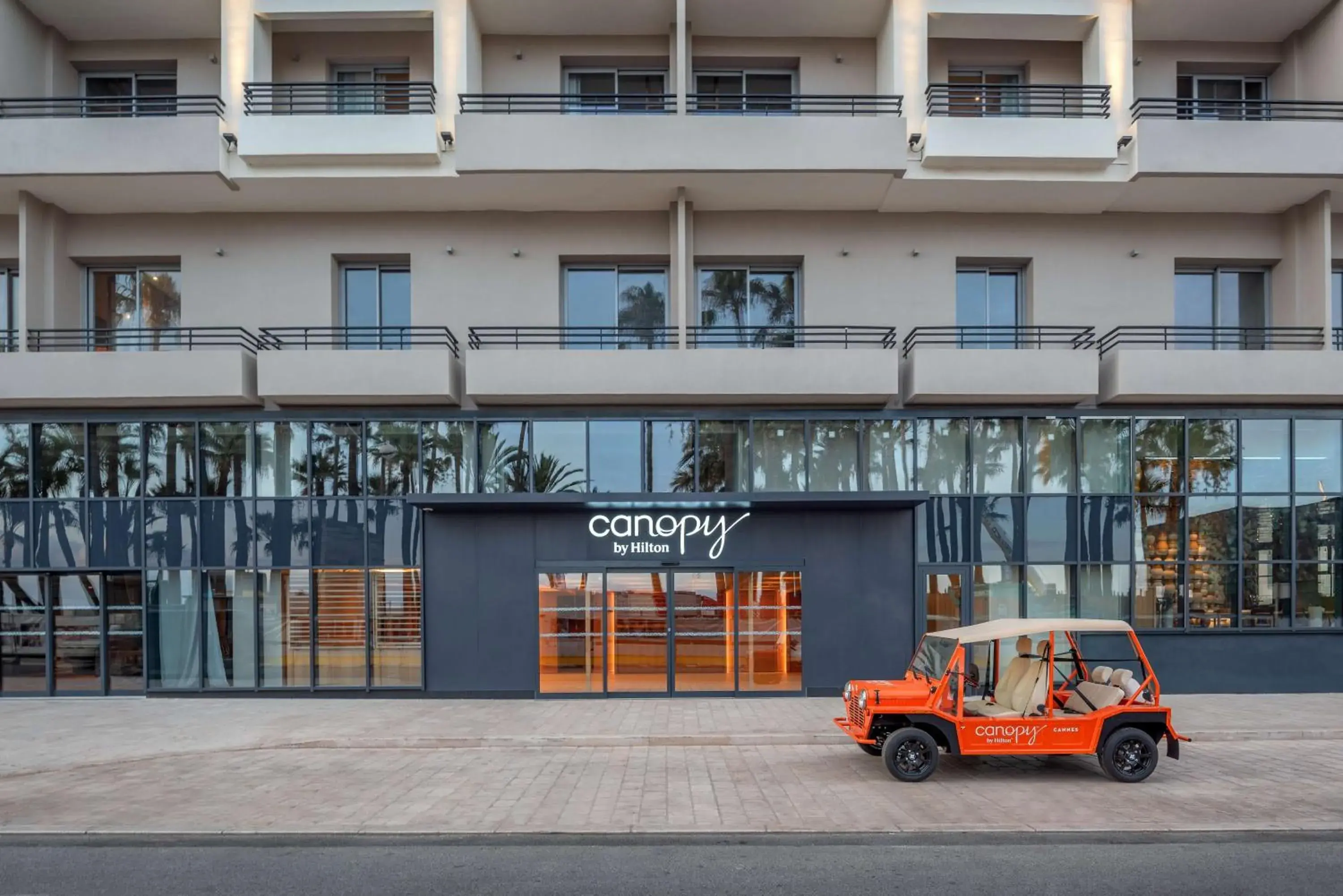 Property building in Canopy by Hilton Cannes Property building in Canopy by Hilton Cannes