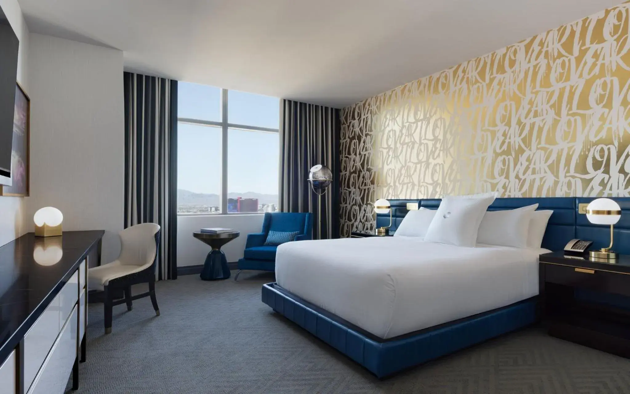 Bedroom, Bed in The Cosmopolitan Of Las Vegas Bedroom, Bed in The Cosmopolitan Of Las Vegas